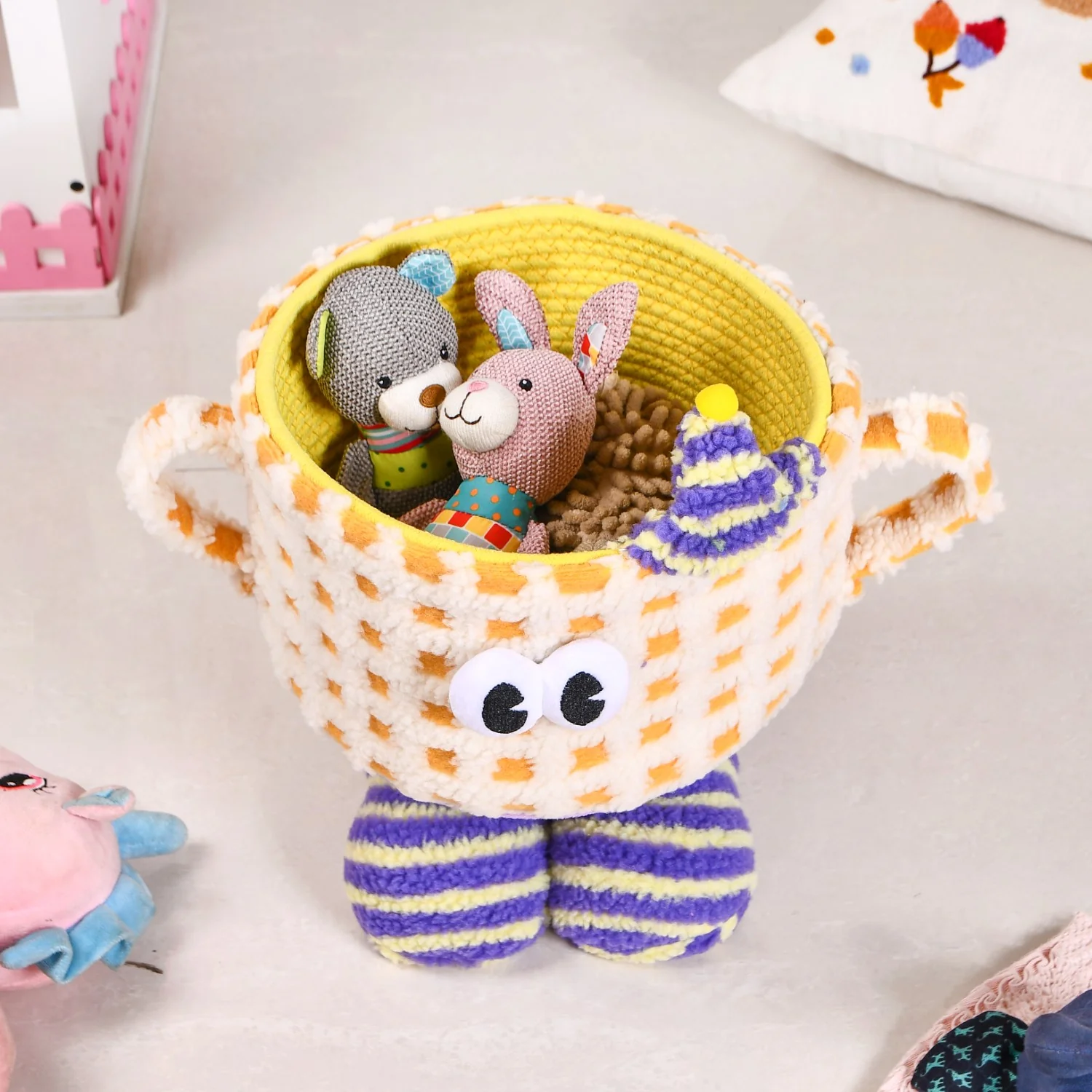 Peek-a-Boo Plush Buddy Storage Basket - Image 6