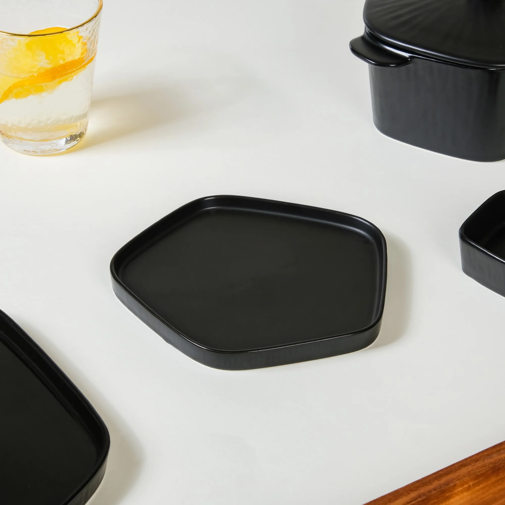 Pentagon Black 19 Piece Dinner Set For 4 - Image 5