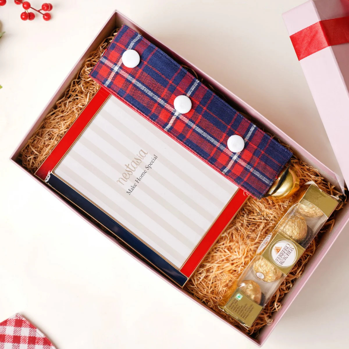 Picture Perfect Gift Hamper Set of 3 - Image 2