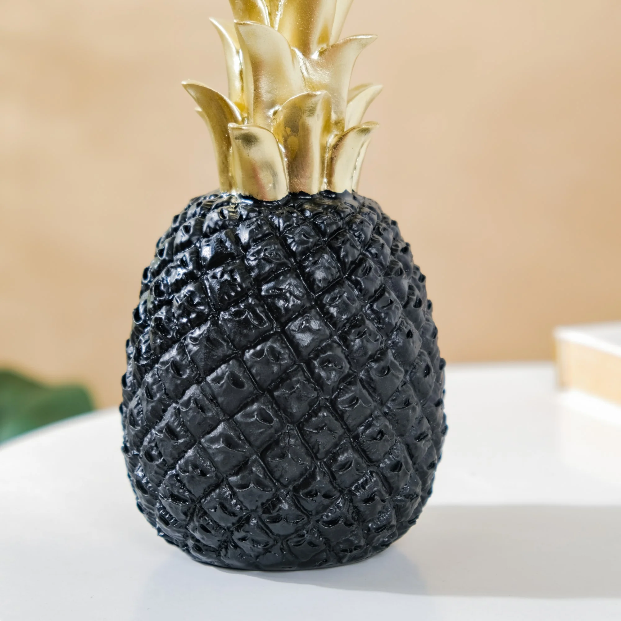Pineapple Decor Black Large - Image 4