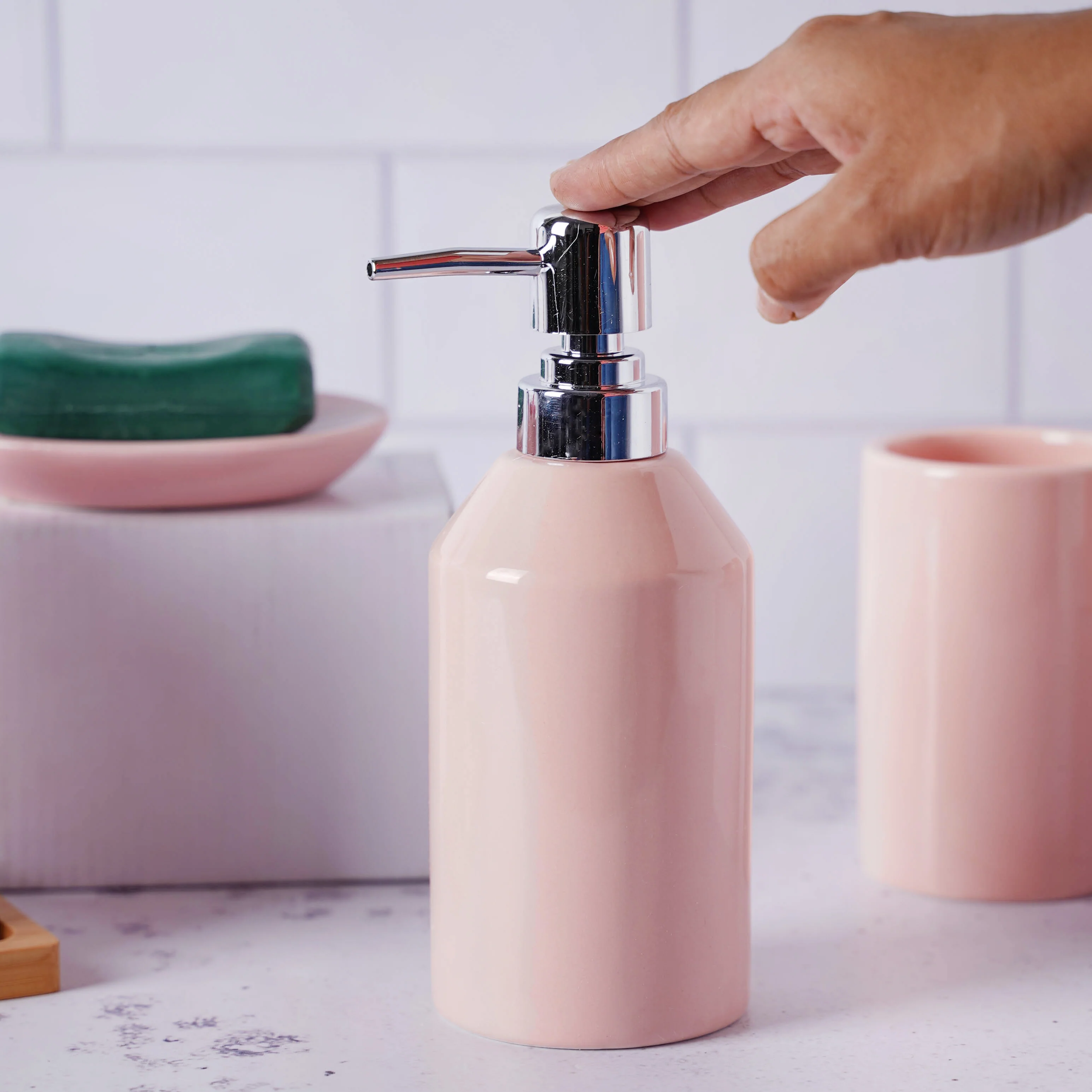 Pink Bathroom Set - Image 11
