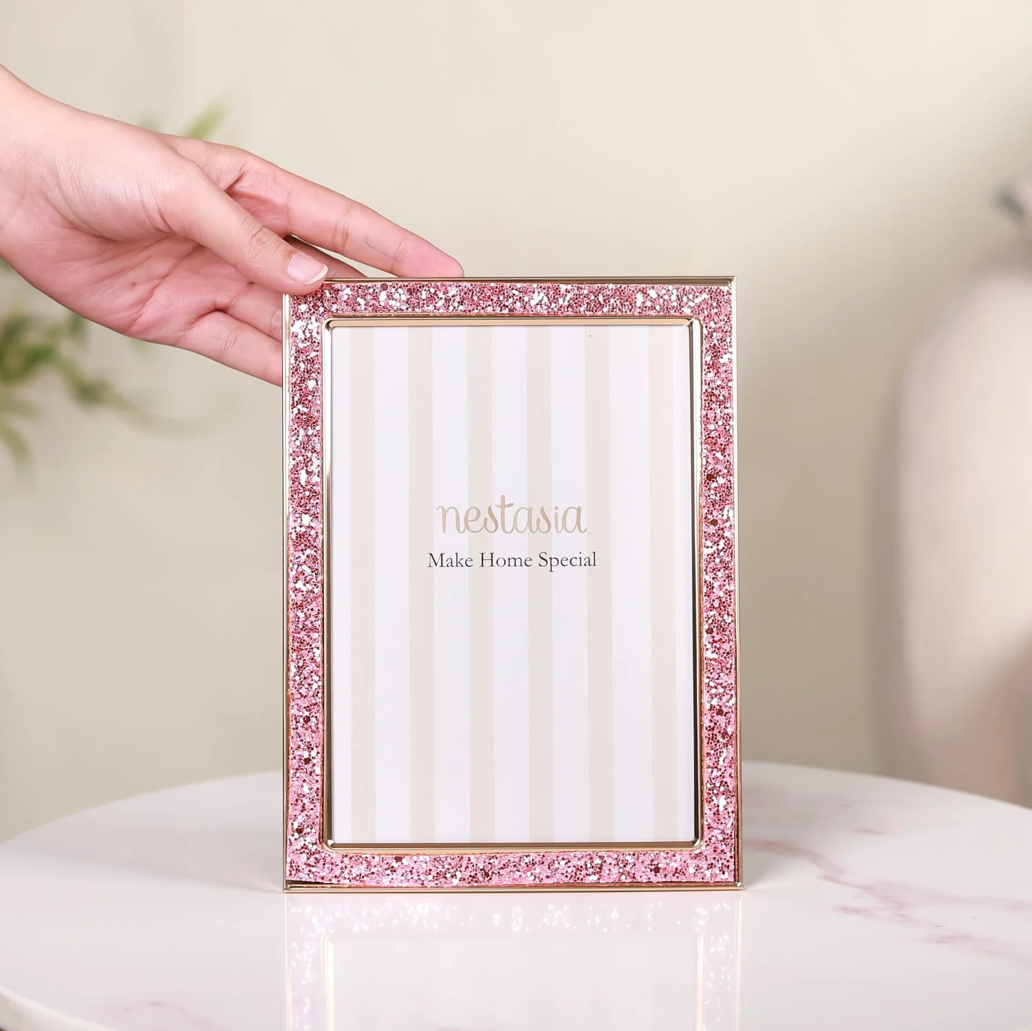 Pink Glitter Photo Frame 7.5"x6" - Image 2