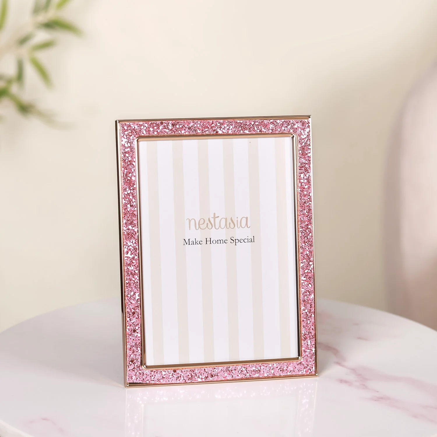 Pink Glitter Photo Frame 7.5"x6" - Image 3