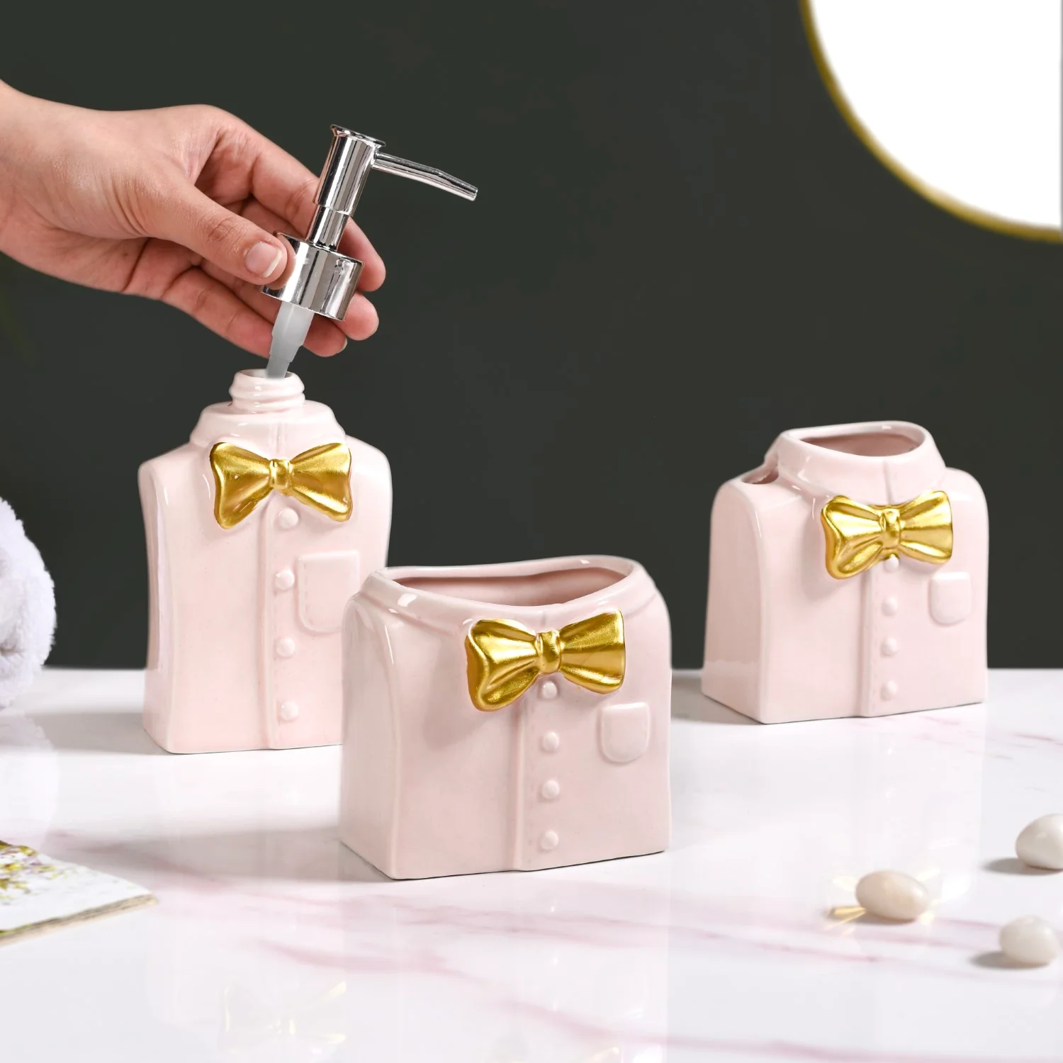 Pink Gloss Bowtie Shirt Ceramic Bath Set Of 3 - Image 2