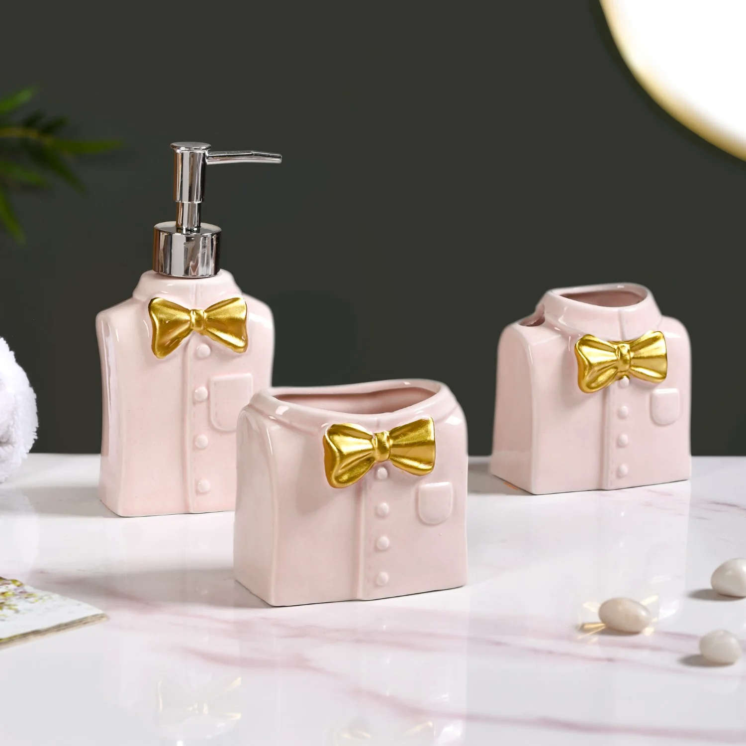 Pink Gloss Bowtie Shirt Ceramic Bath Set Of 3 - Image 4