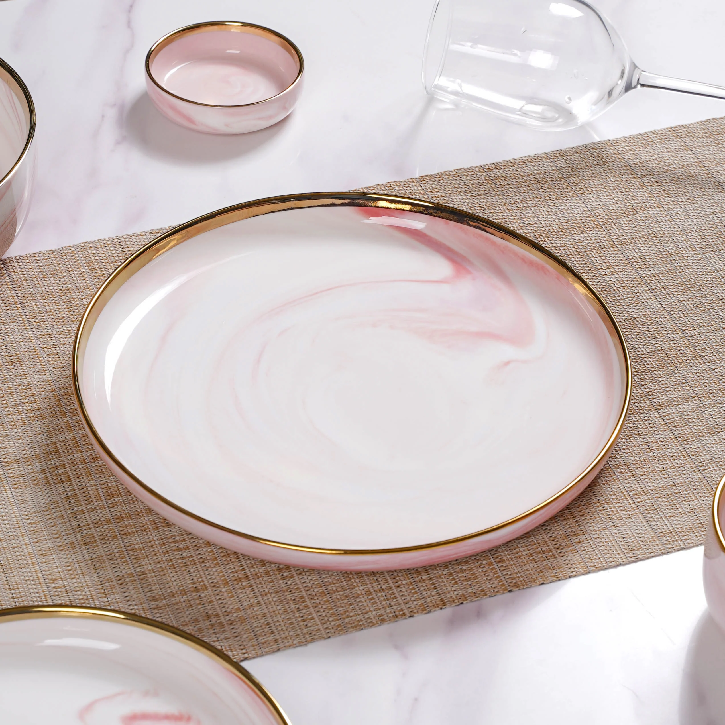 Pink Marble 26 Piece Dinnerware For 6 - Image 4