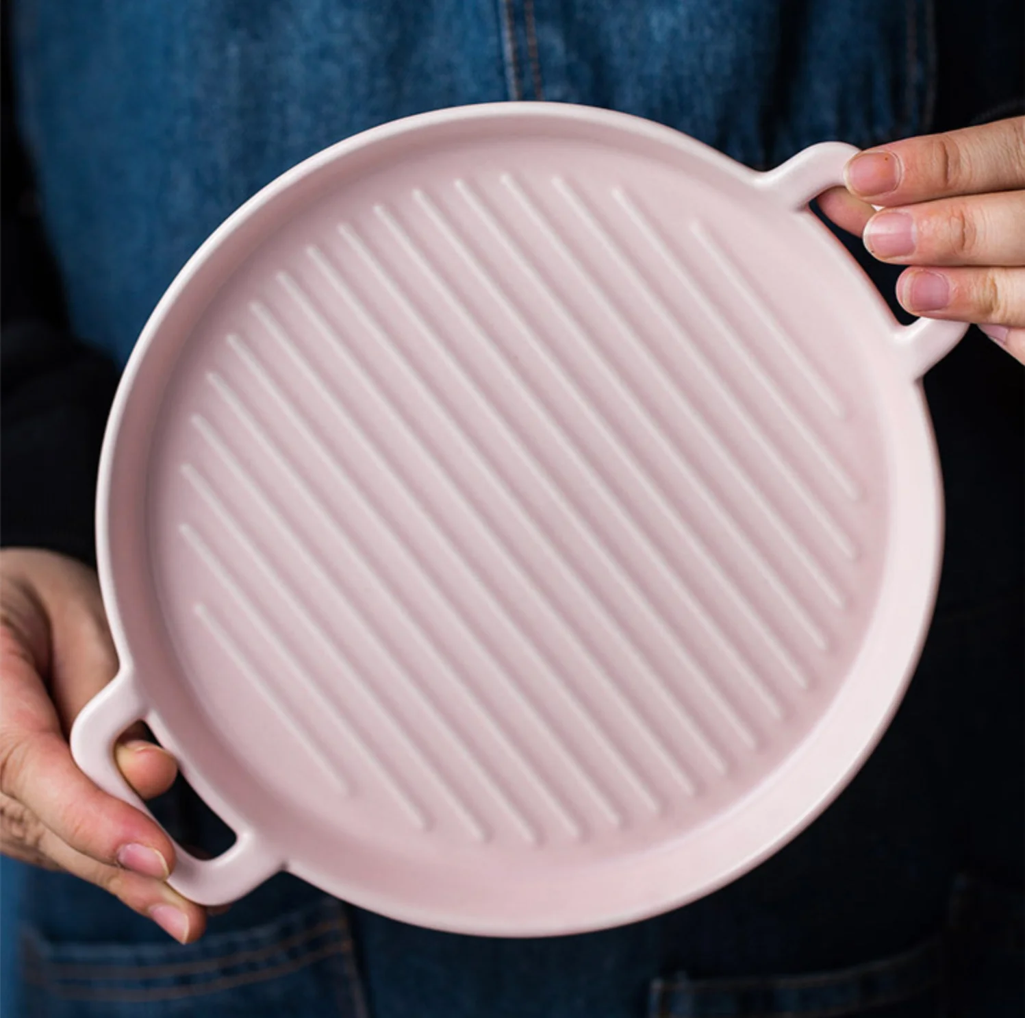 Pink Round Baking Tray - Image 4