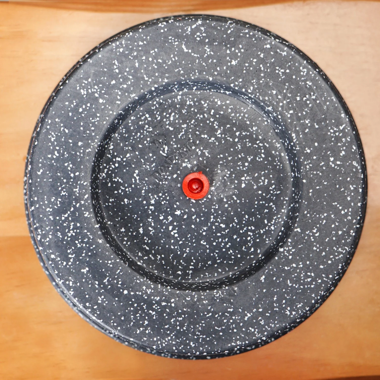 Planterra Grey Planter With Plate 10x9 Inch - Image 6