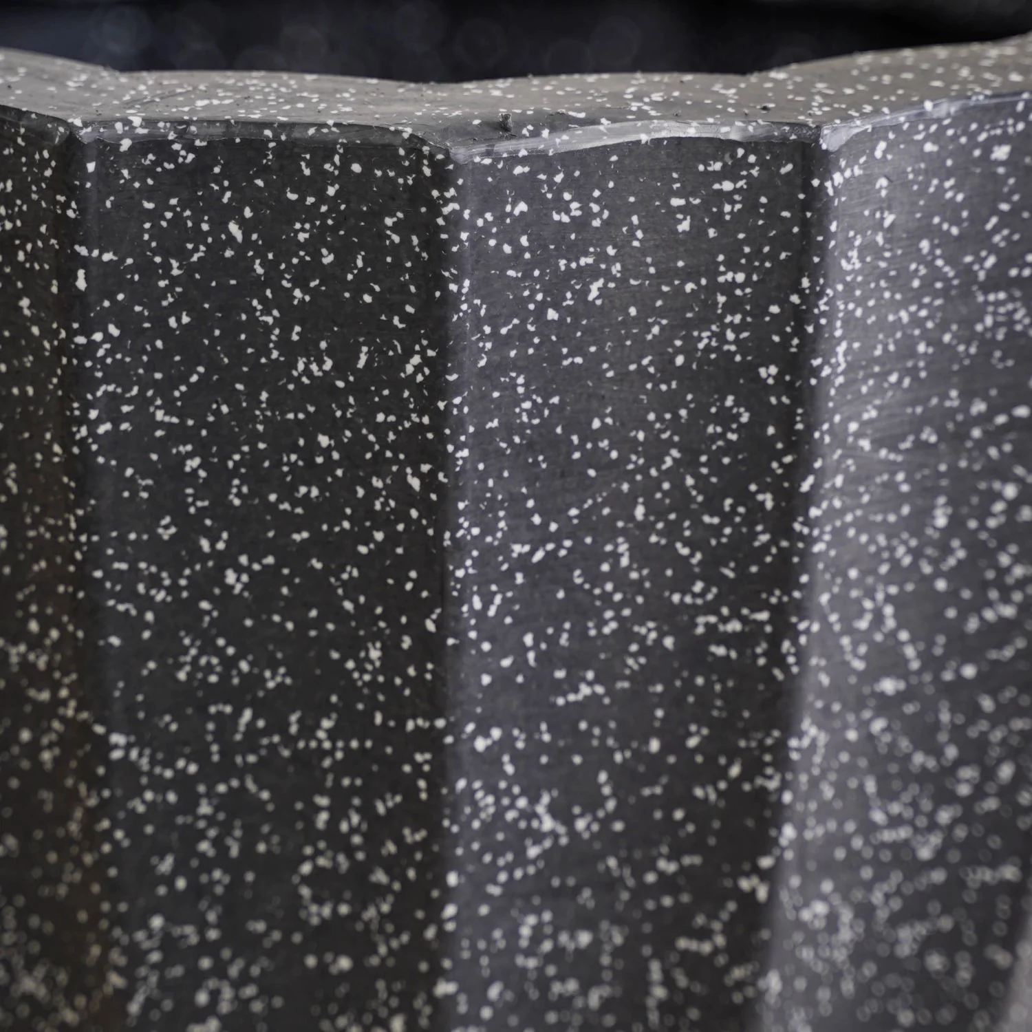 Planterra Ribbed Black Planting Pot 12x12 Inch - Image 7