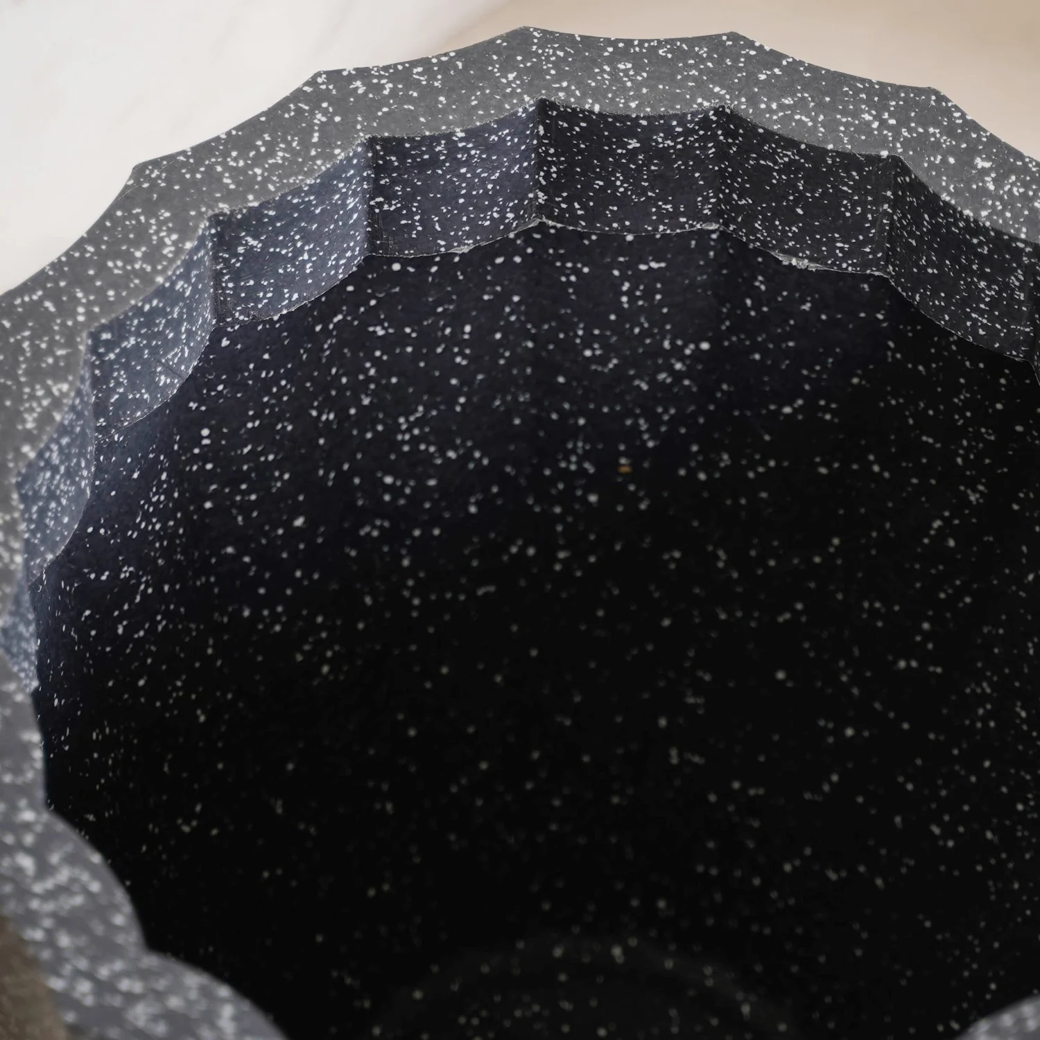 Planterra Ribbed Black Planting Pot 12x12 Inch - Image 8