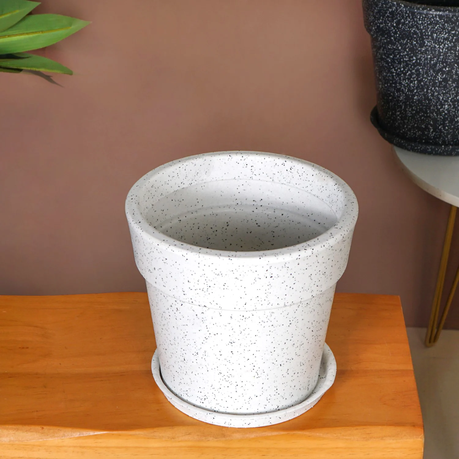 Planterra White Planter With Plate 10x9 Inch - Image 9