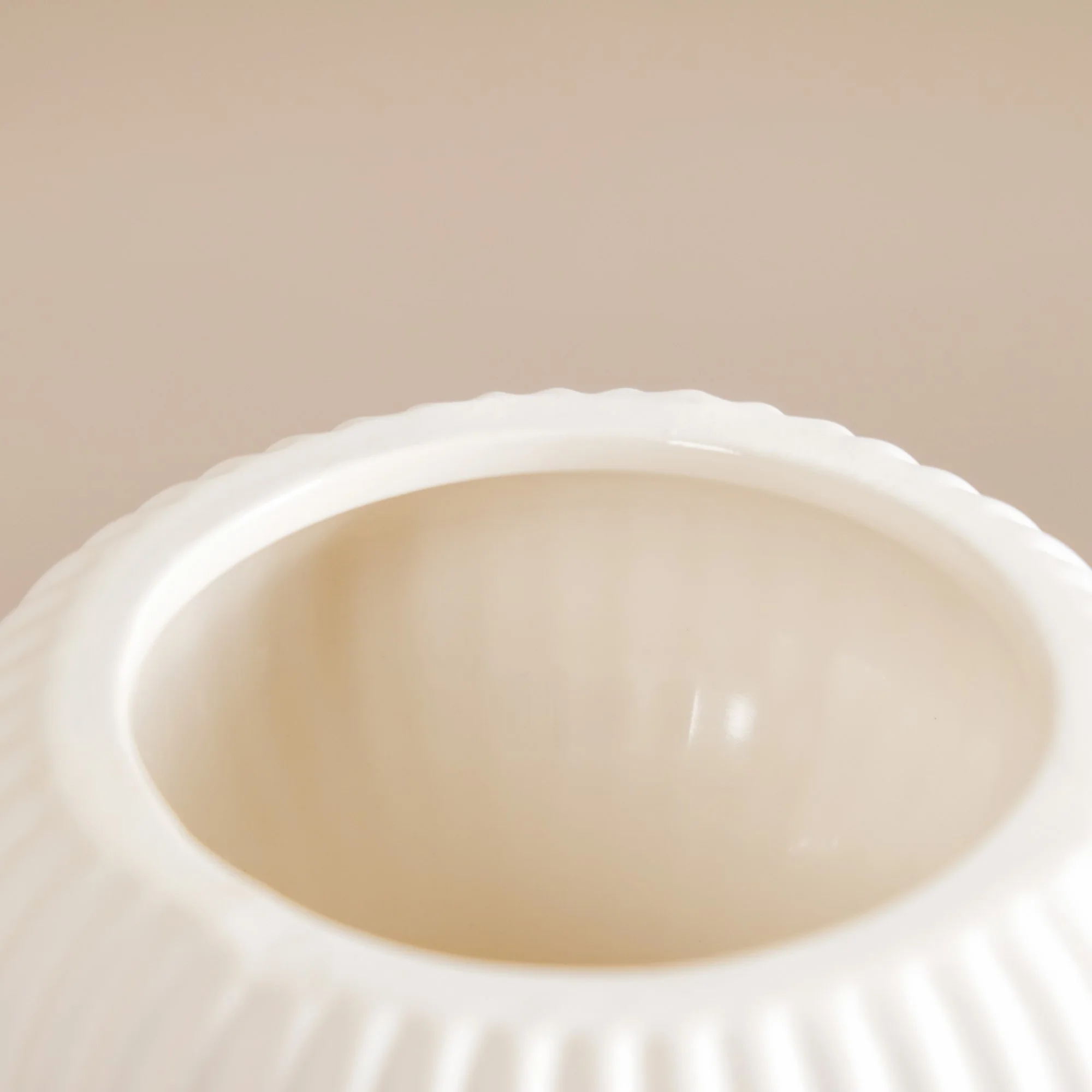 Pleated Flower Vase For Room Decor - Image 6