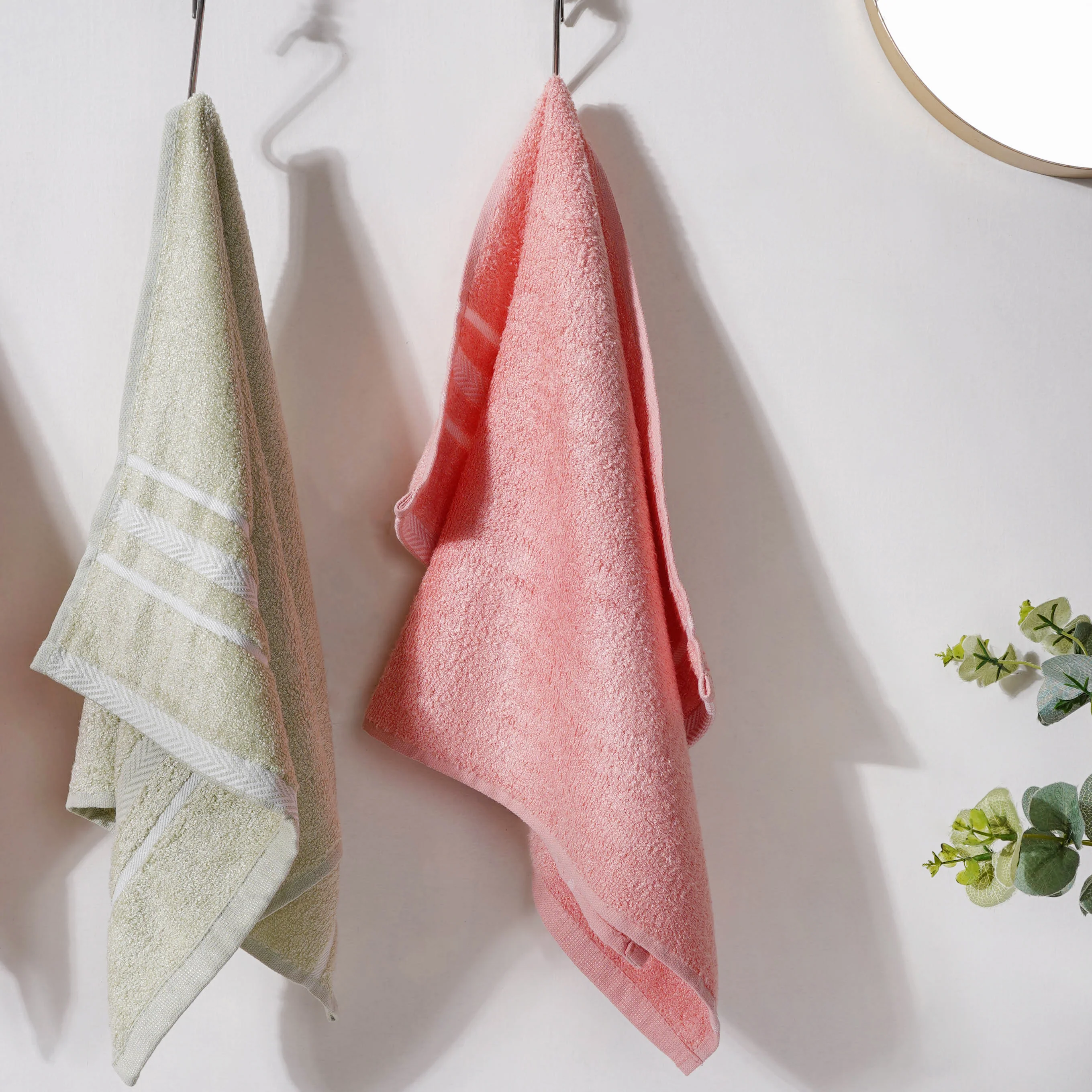 Plushy Bamboo Super Soft Hand Towel Set of 3 - Image 4