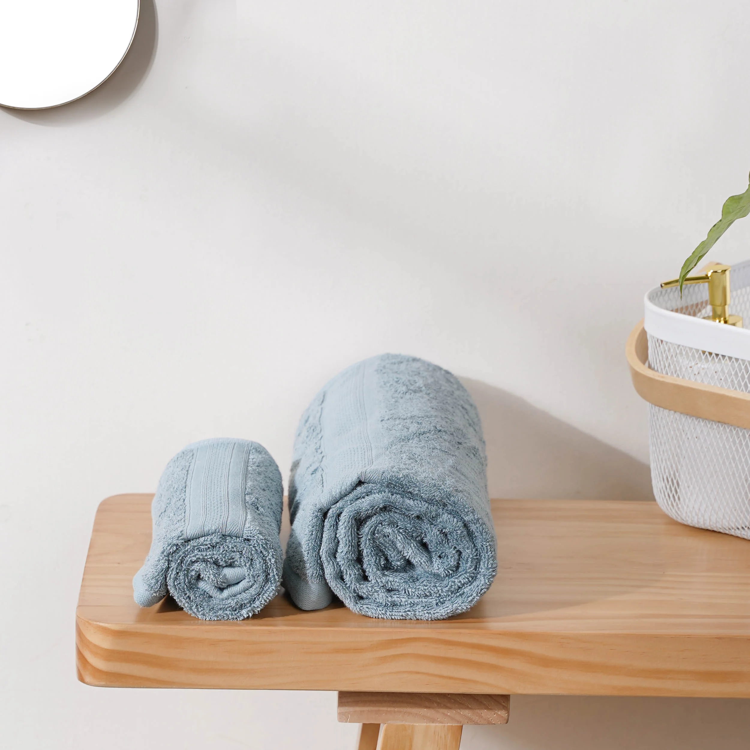 Plushy Bamboo Towel Set of 2 Blue - Image 3