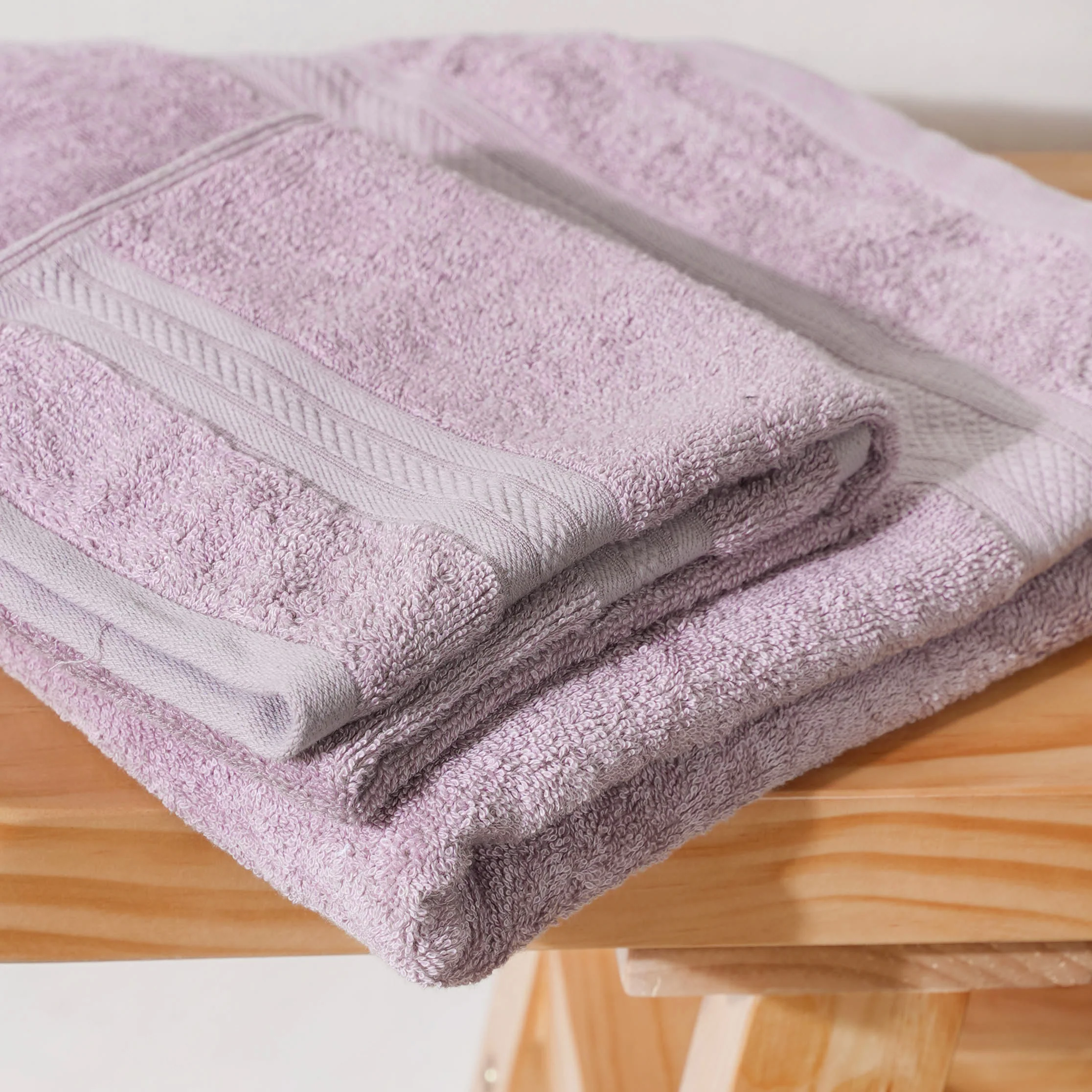 Plushy Bamboo Towel Set of 2 Lavender - Image 3
