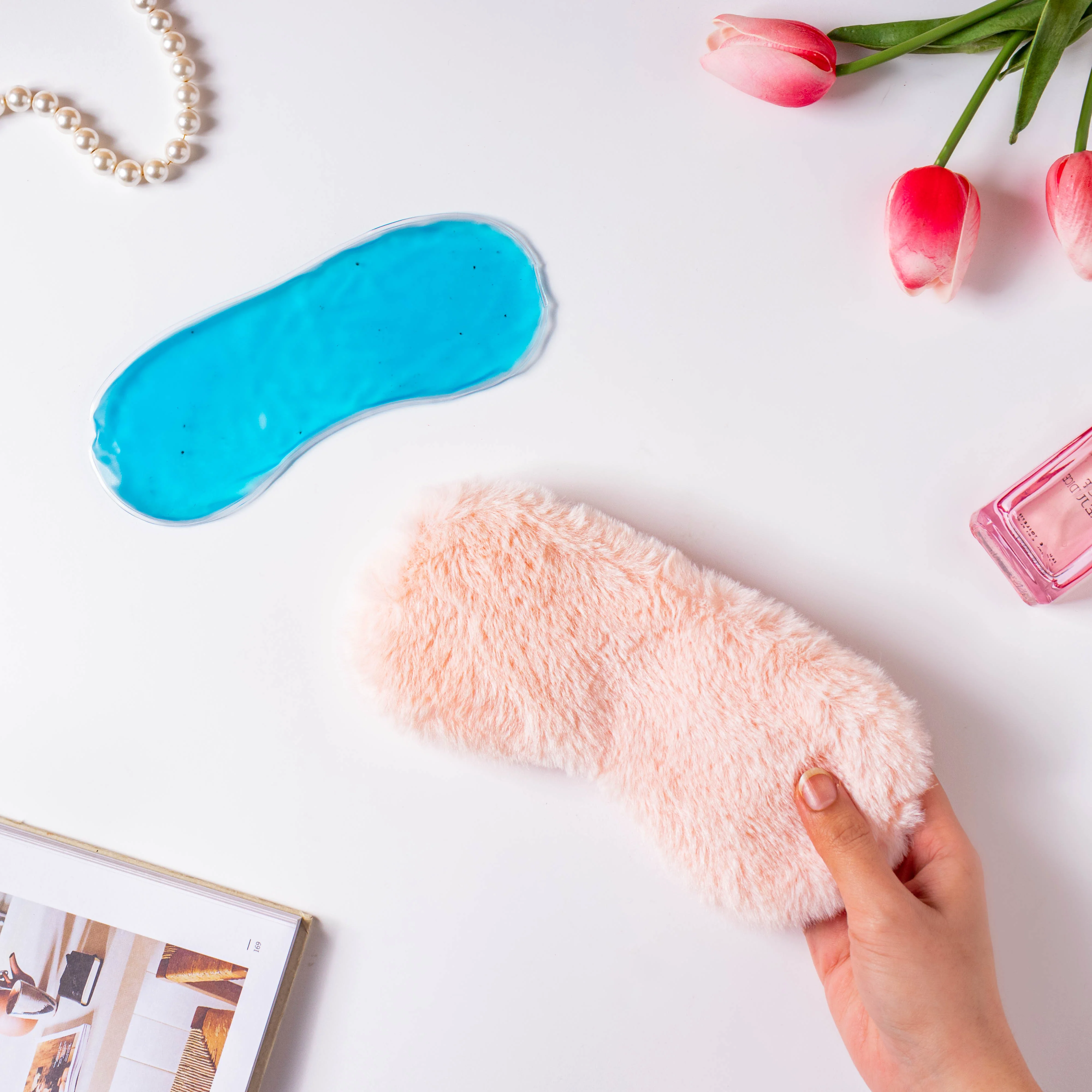Plushy Peach Sleep Mask With Coolant Gel - Image 2