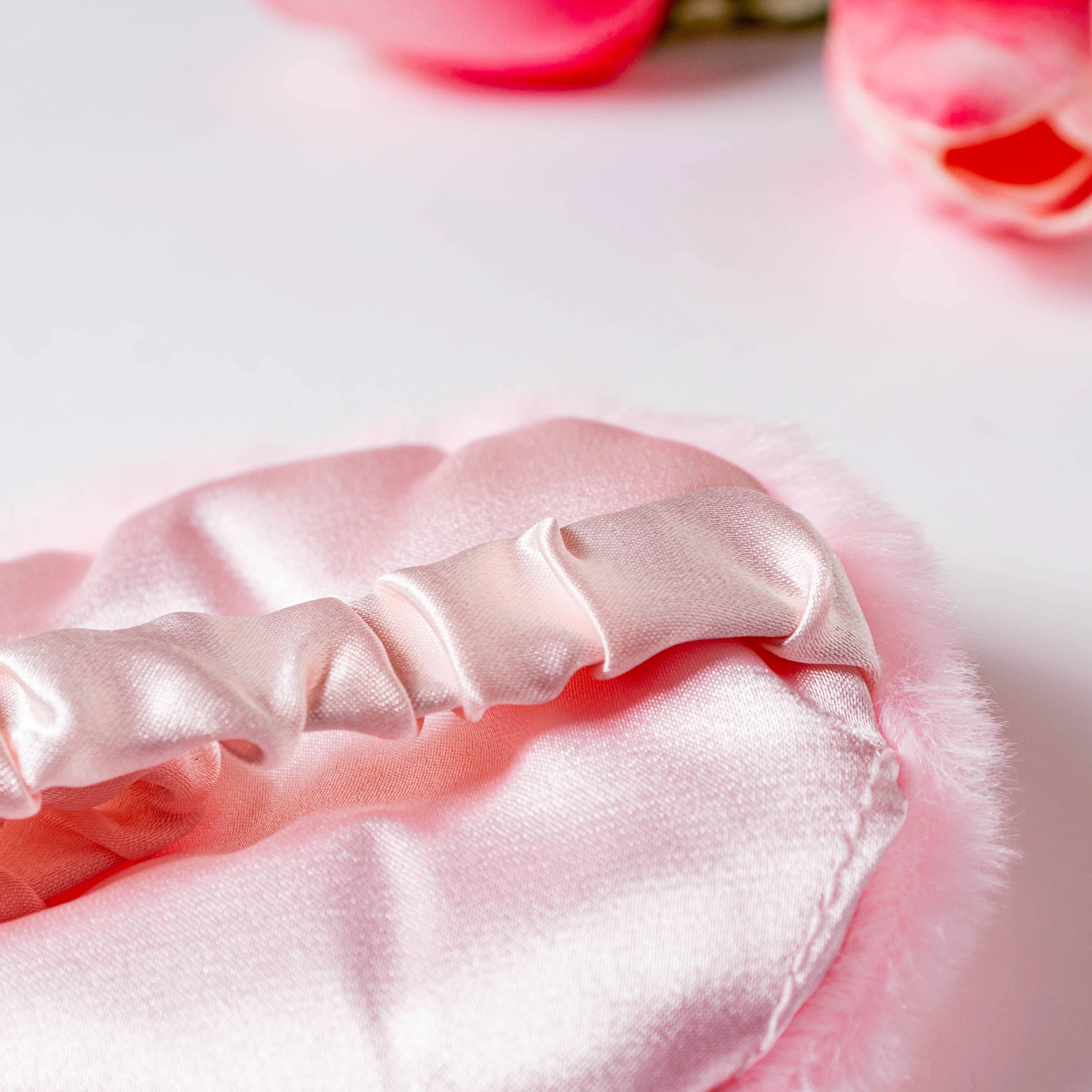 Plushy Pink Sleep Mask With Coolant Gel - Image 8
