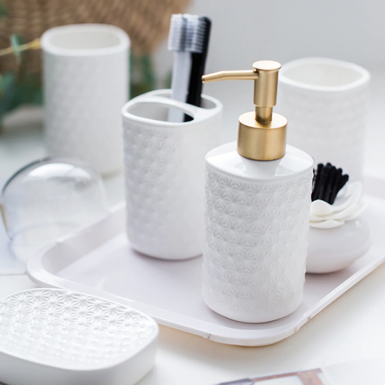 Porcelain White Bath Set - Image 9