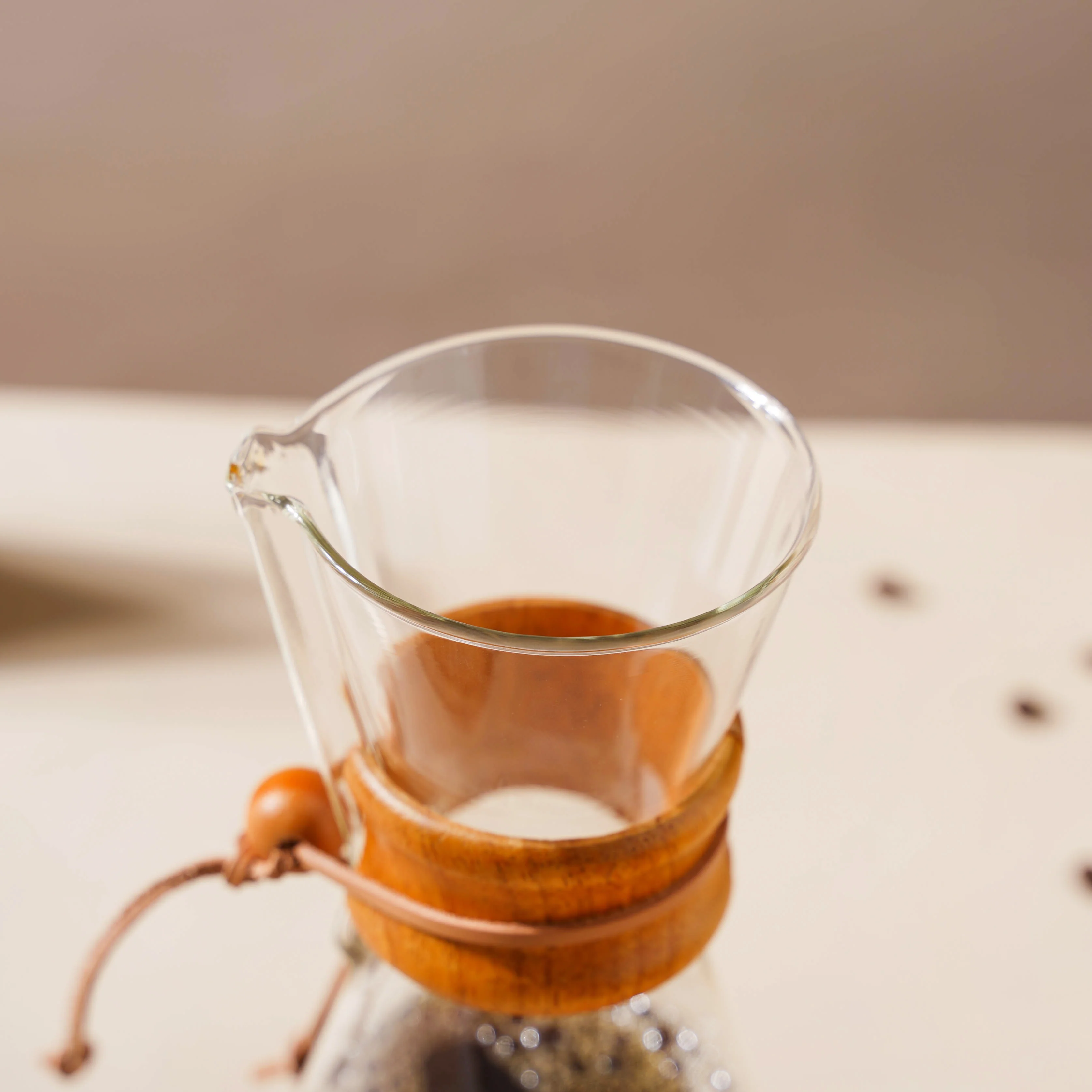 Pour Over Drip Coffee Maker With Wooden Collar - Image 19
