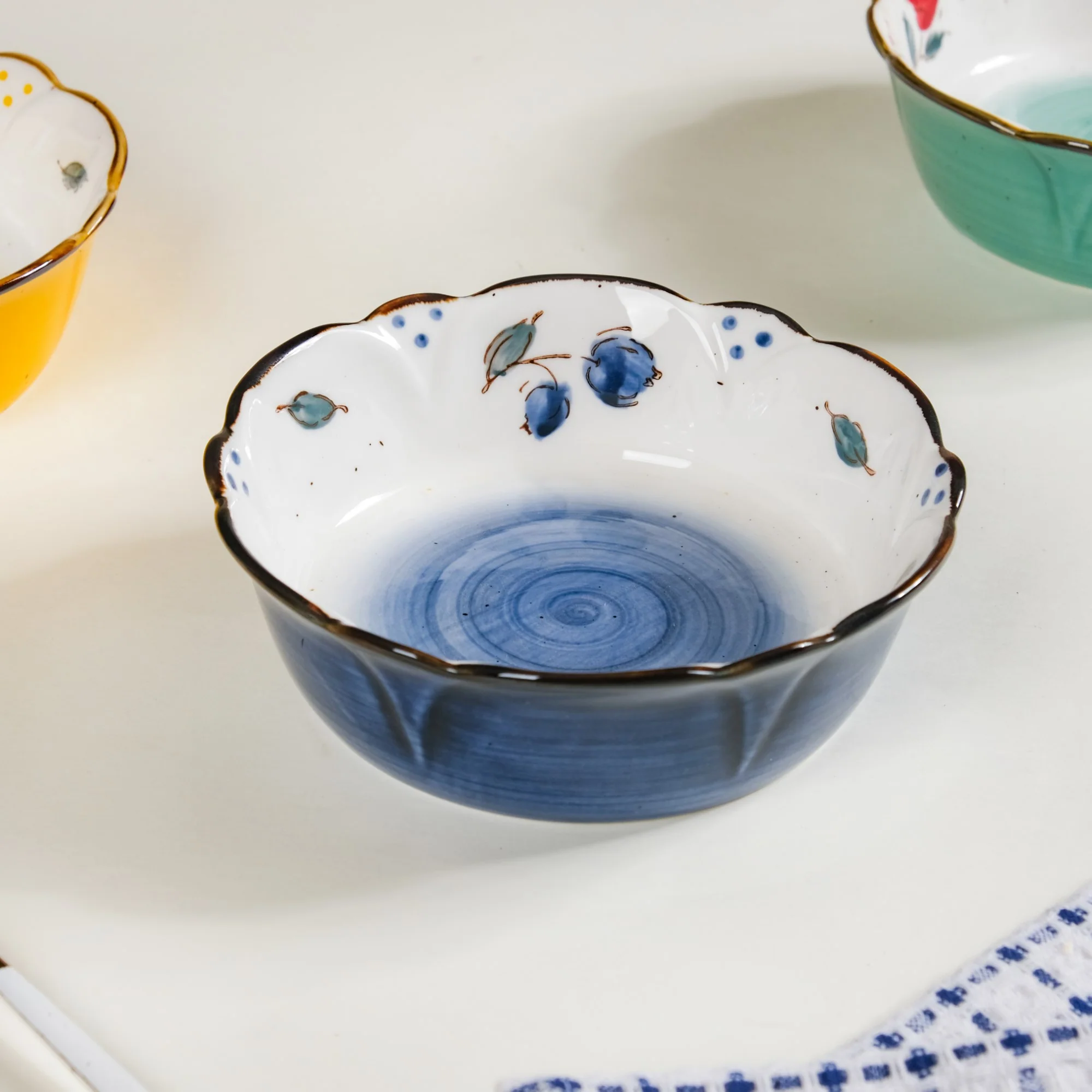 Printed Ceramic Serving Bowl 300 ml - Image 18