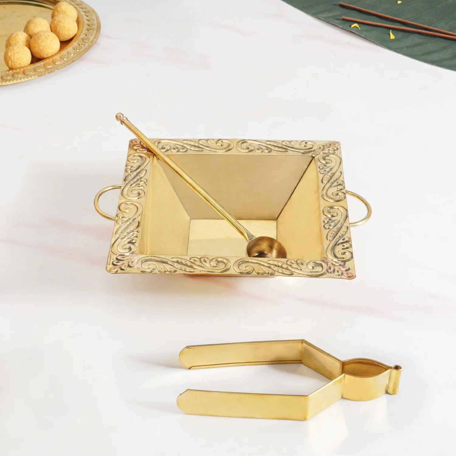 Pure Brass Havan Kund With Handles Spoon And Tongs - Image 4