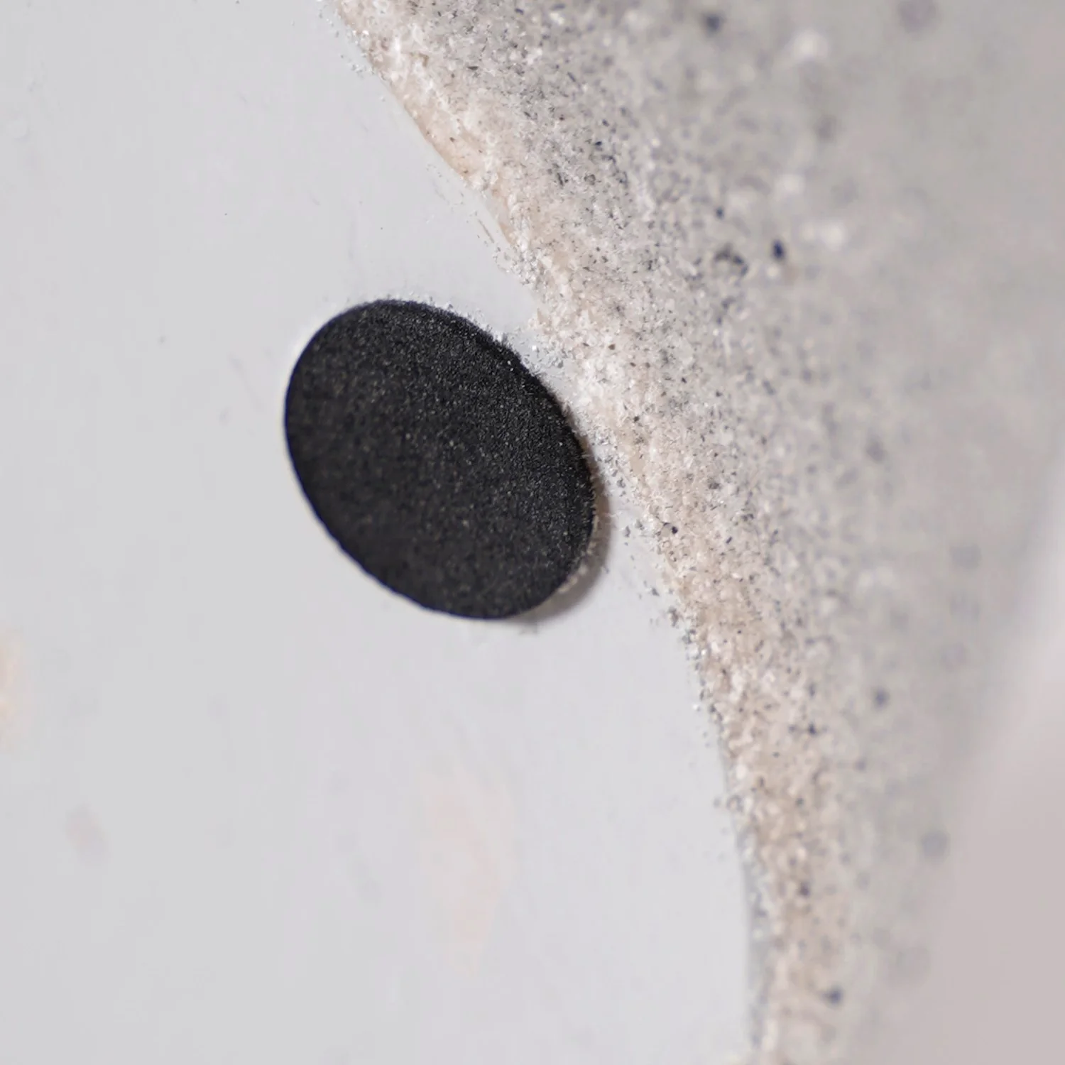 Quartz Sand Finish Texture Pole Showpiece - Image 7