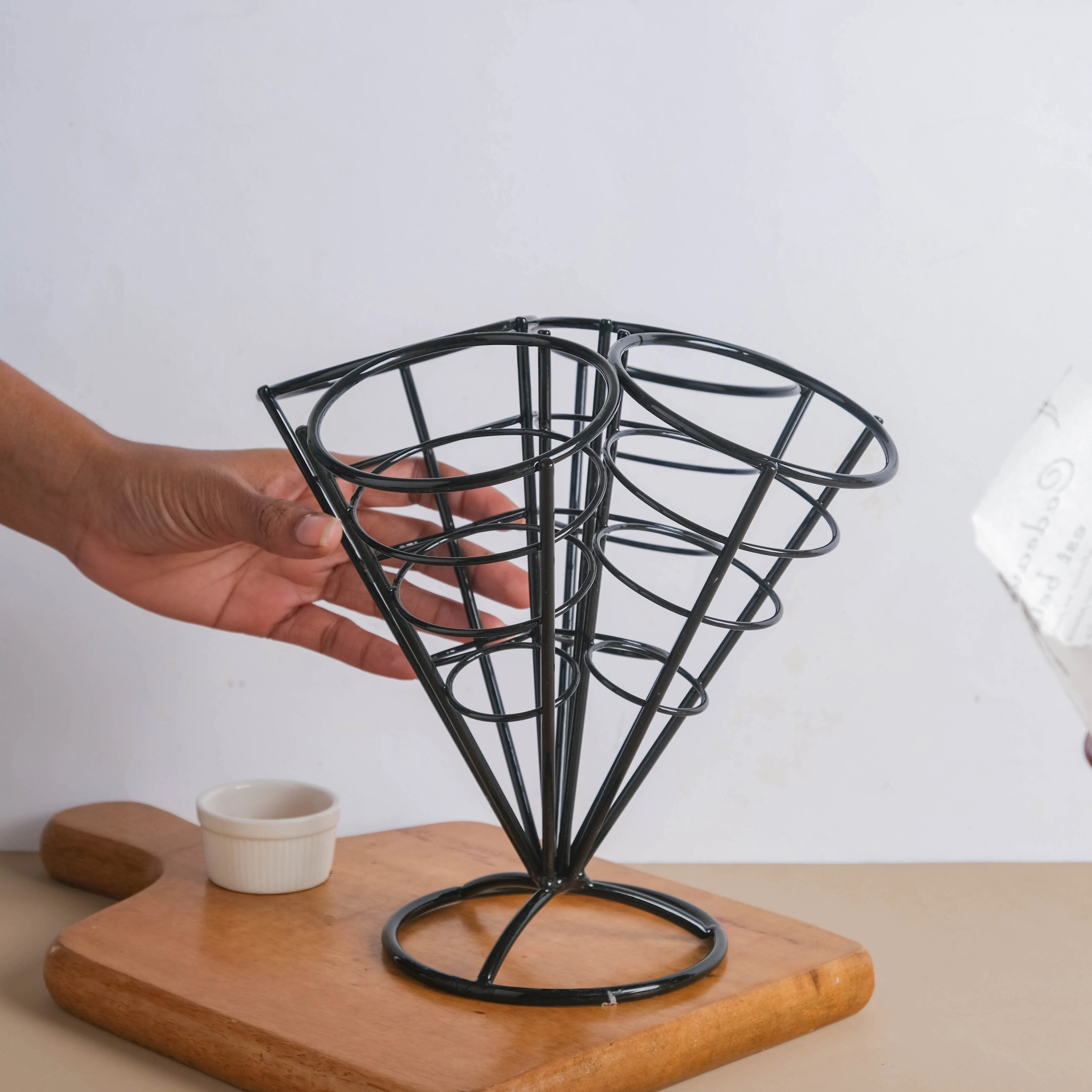 Quirky Cone Basket - Image 11
