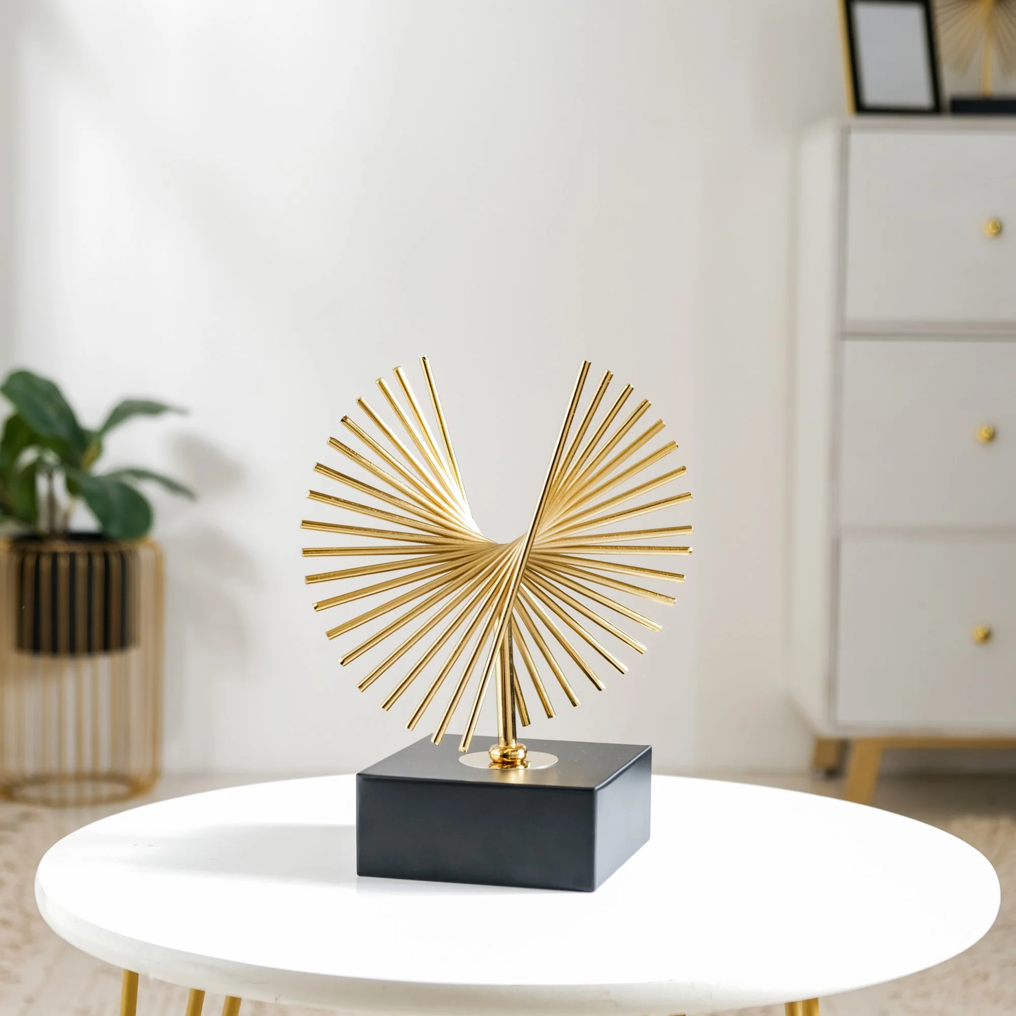 Radiance Decor Showpiece Gold Small - Image 10
