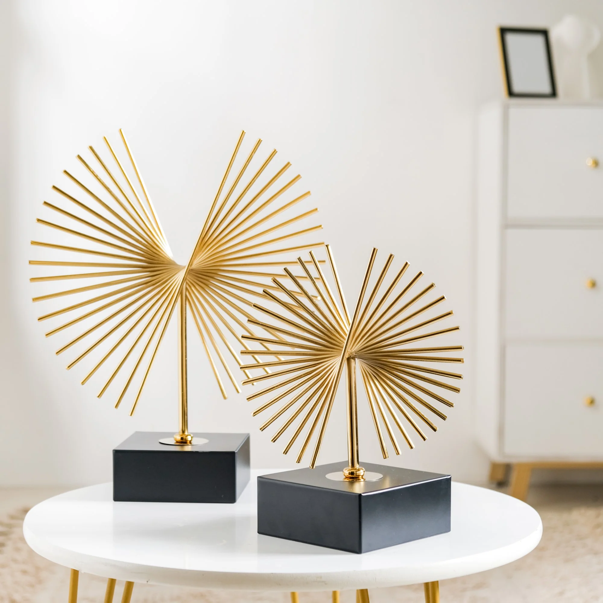 Radiance Decor Showpiece Gold Small - Image 9