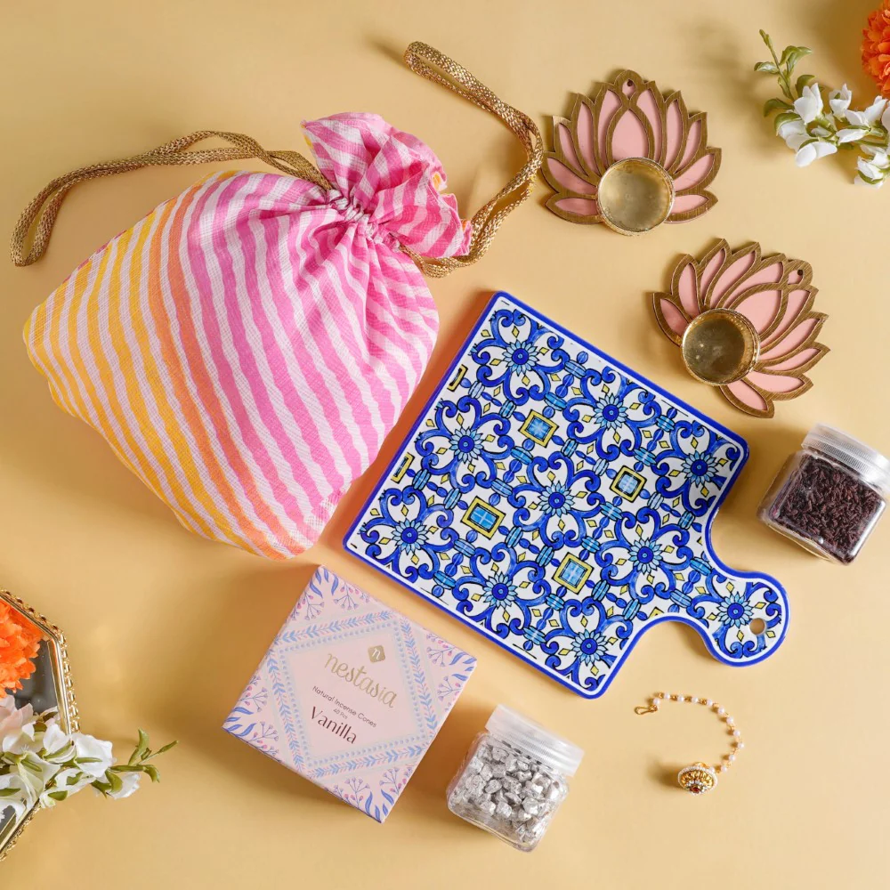Rajasthani Wedding Gift Hamper Set Of 8 - Image 3
