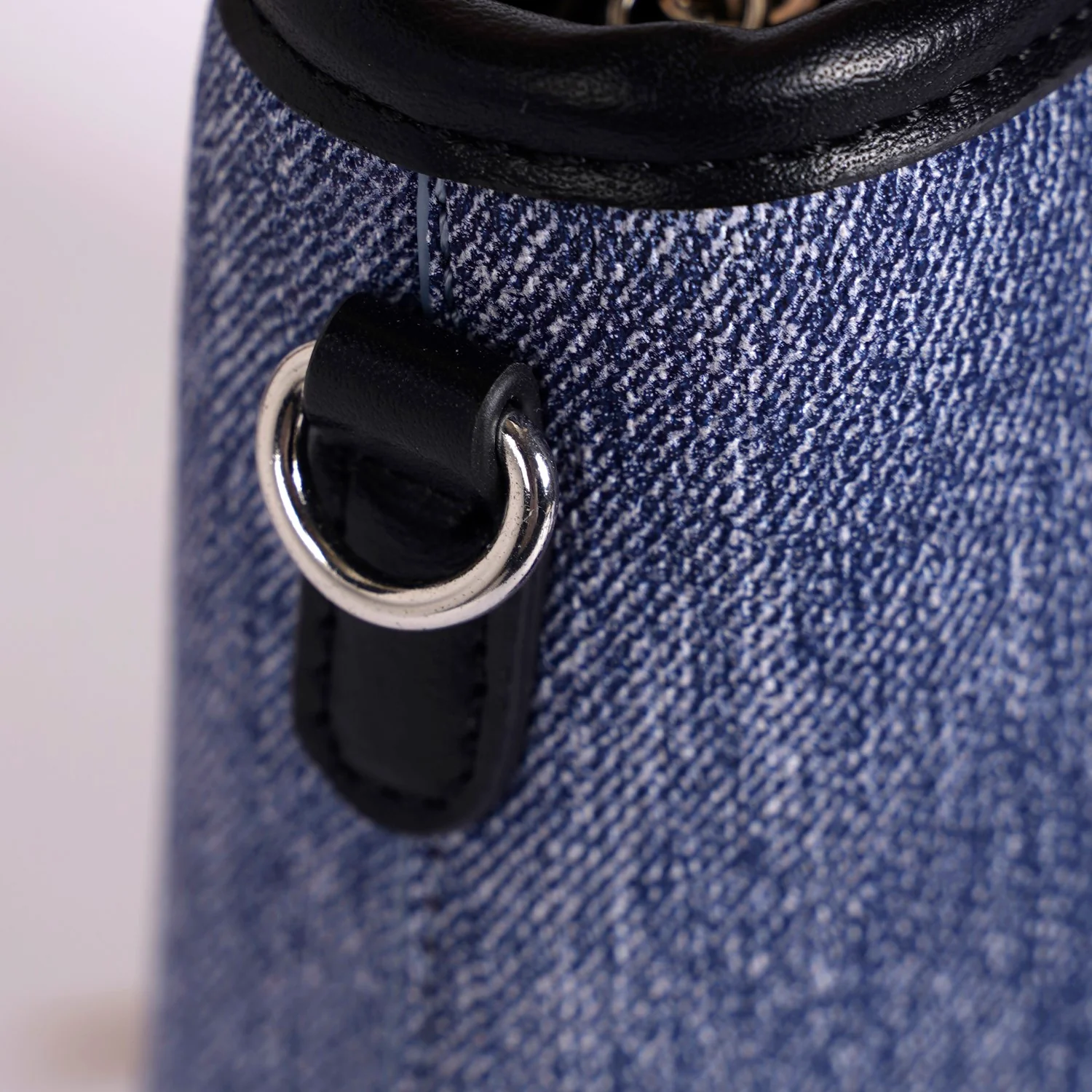 Raya Tote Bag - Image 11