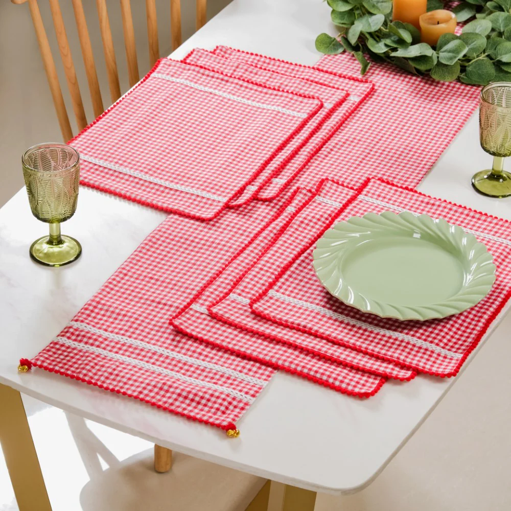 Red Checkered Cotton Table Runner With 6 Table Mats - Image 4