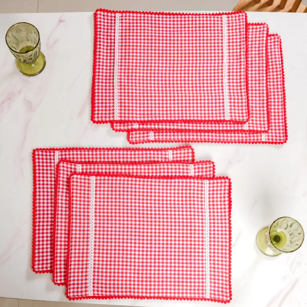 Red Checkered Cotton Table Runner With 6 Table Mats - Image 5