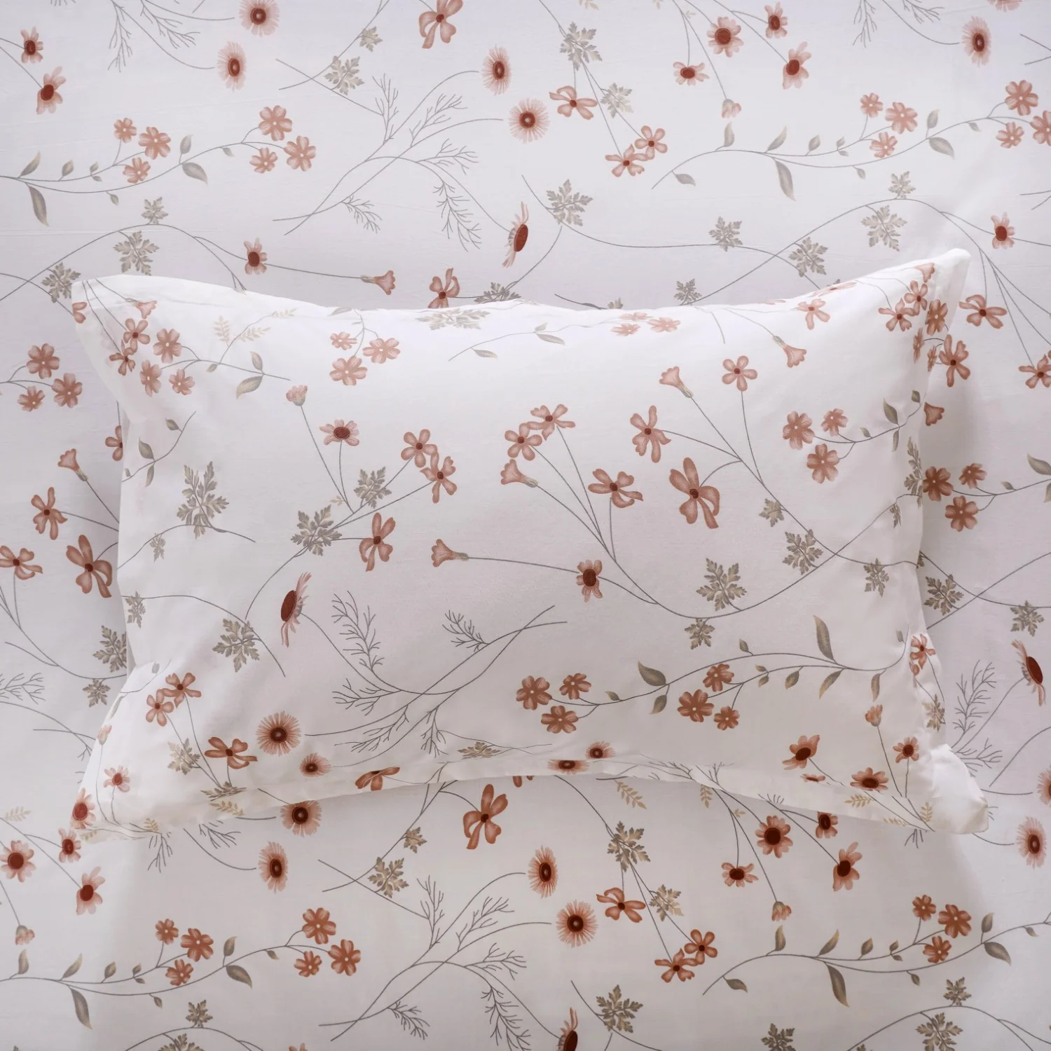 Red Floral Printed Pure Cotton Bedding Set 180 Thread Count King Size 275x275 cm - Image 3