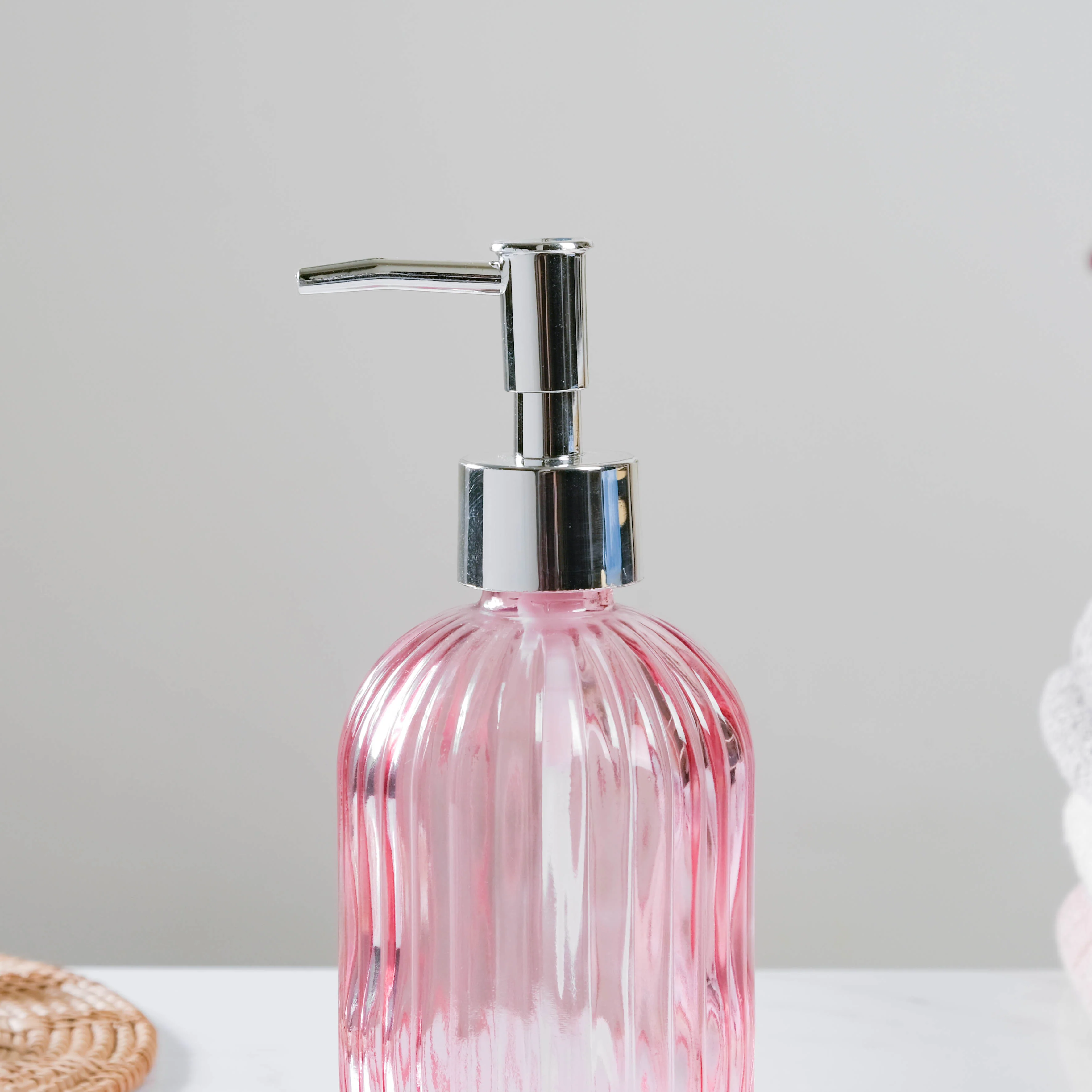 Regal Pink Glass Dispenser With Nozzle - Image 4