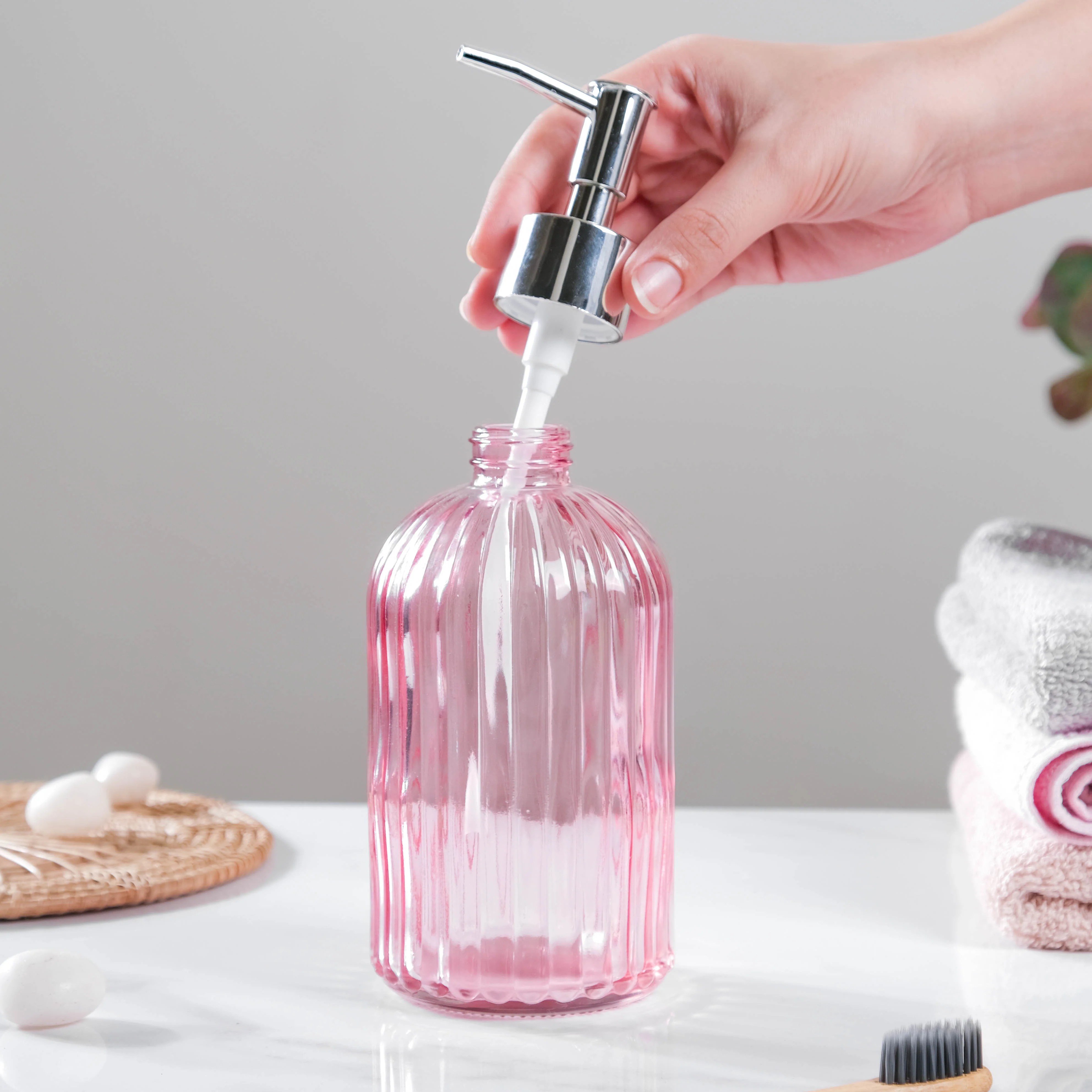 Regal Pink Glass Dispenser With Nozzle - Image 6