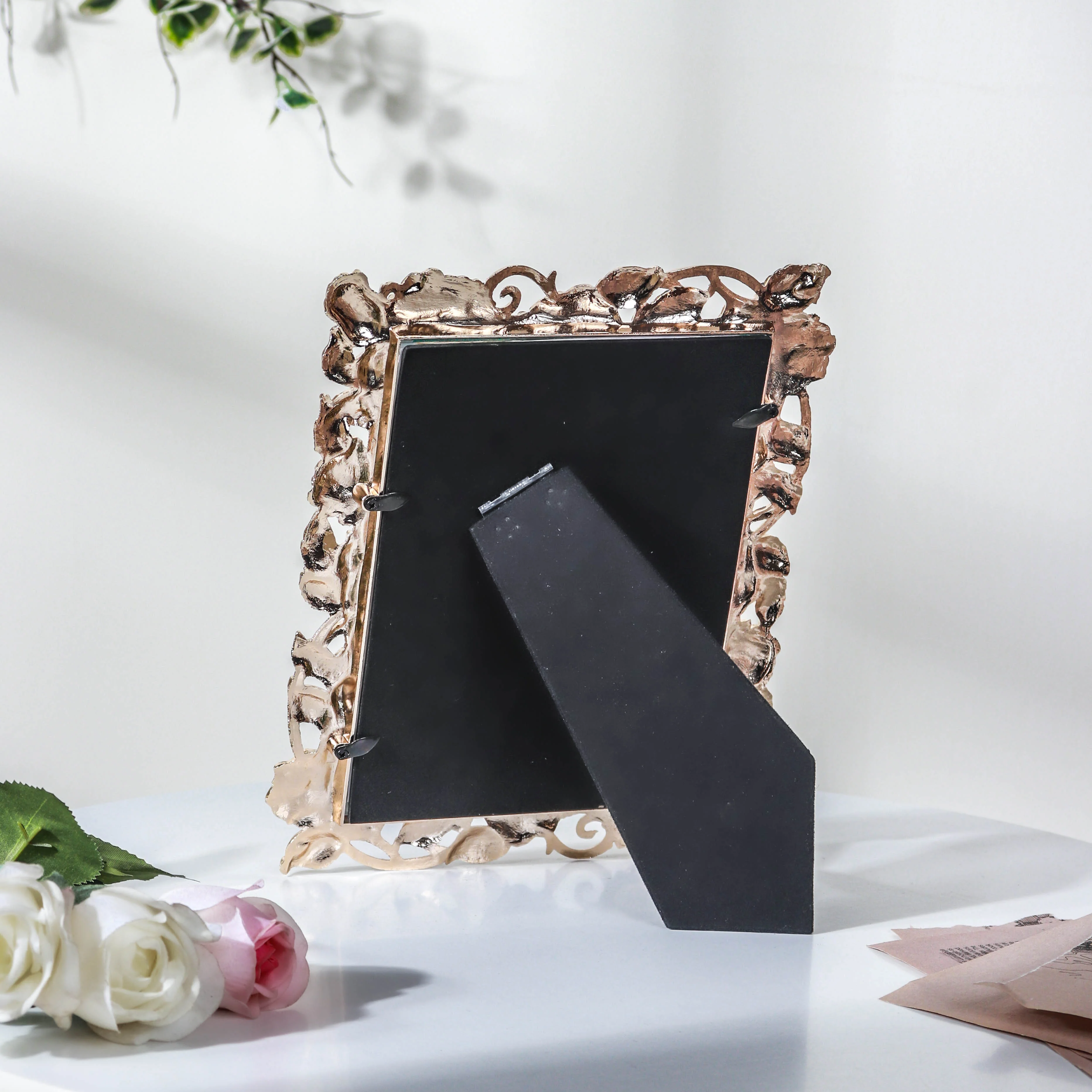 Reminisce Photo Frame - Image 3