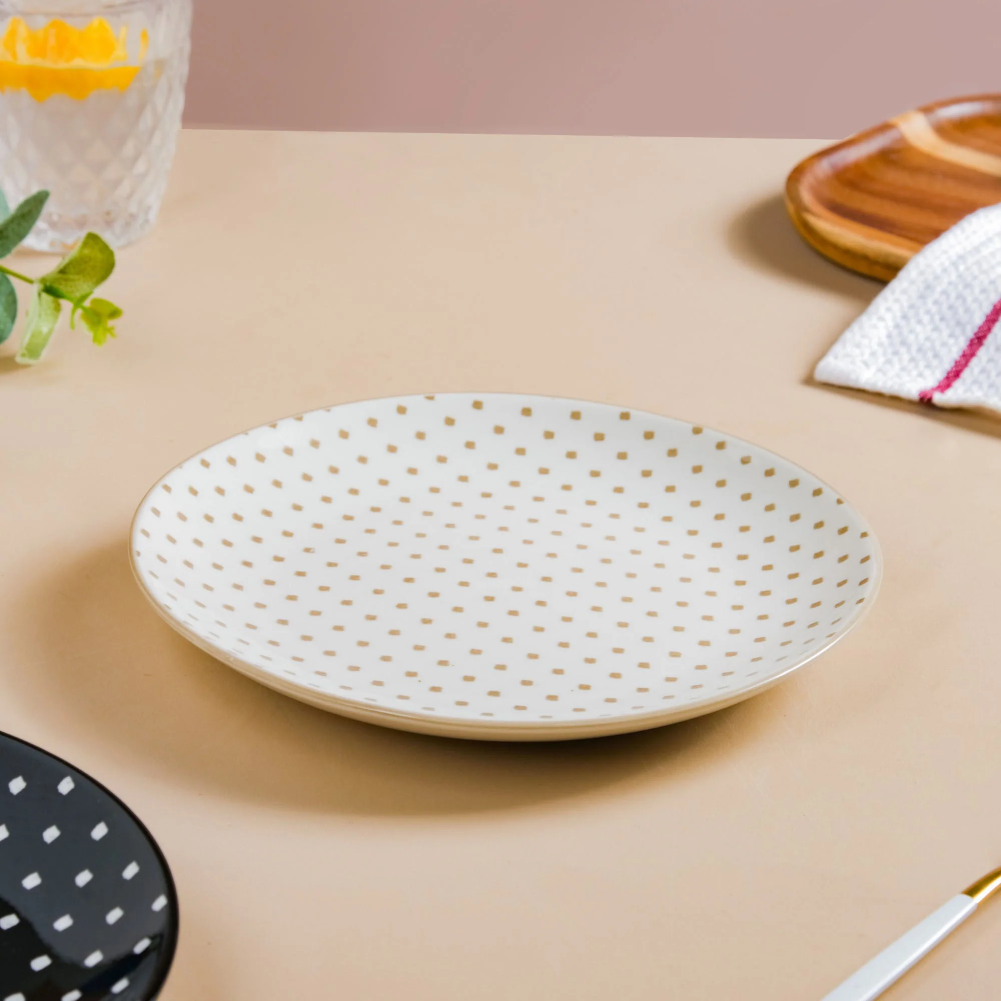 Retro White Ceramic Snack Plate 7.5 Inch Set Of 2 - Image 9