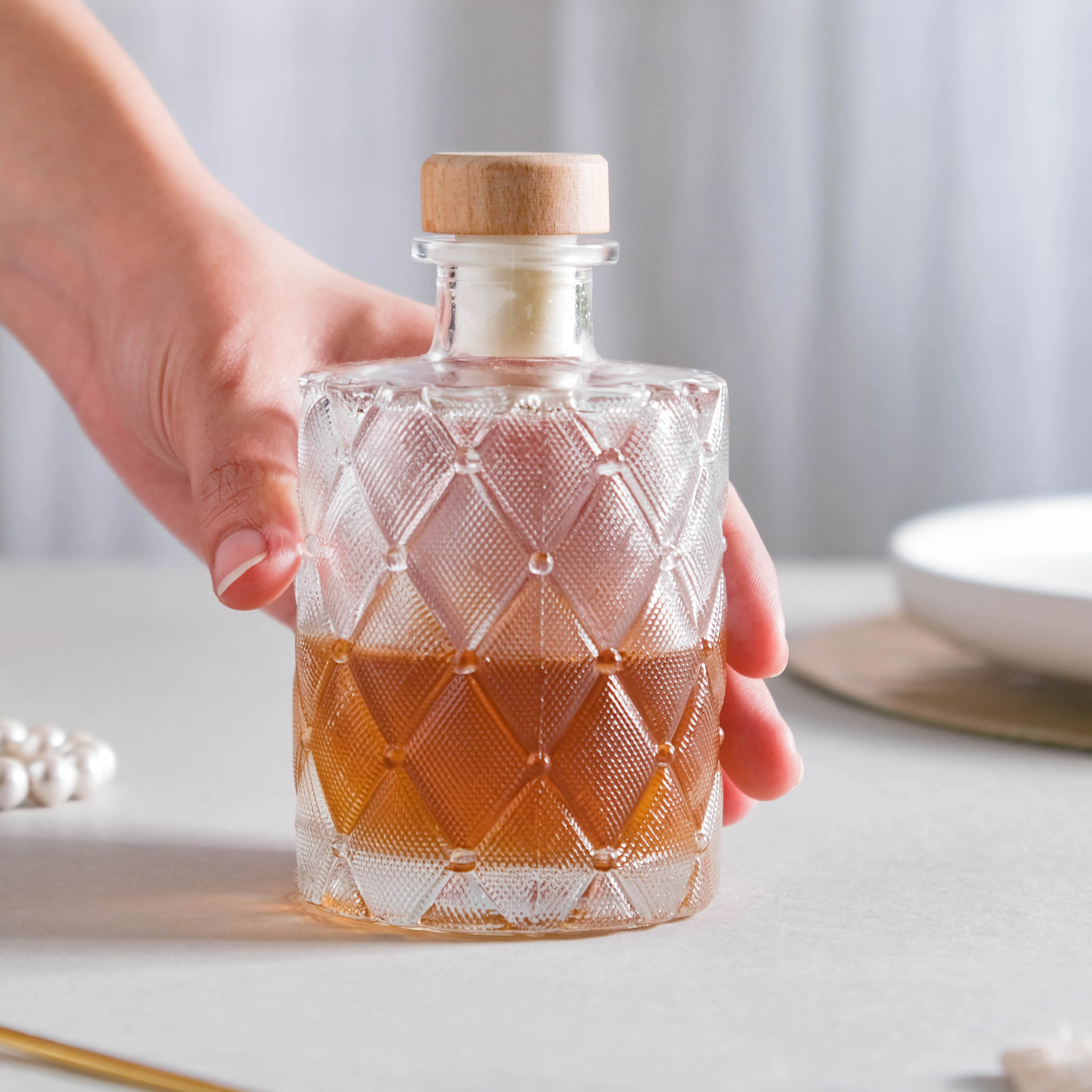 Rhombus Textured Decanter with Cork - Image 2
