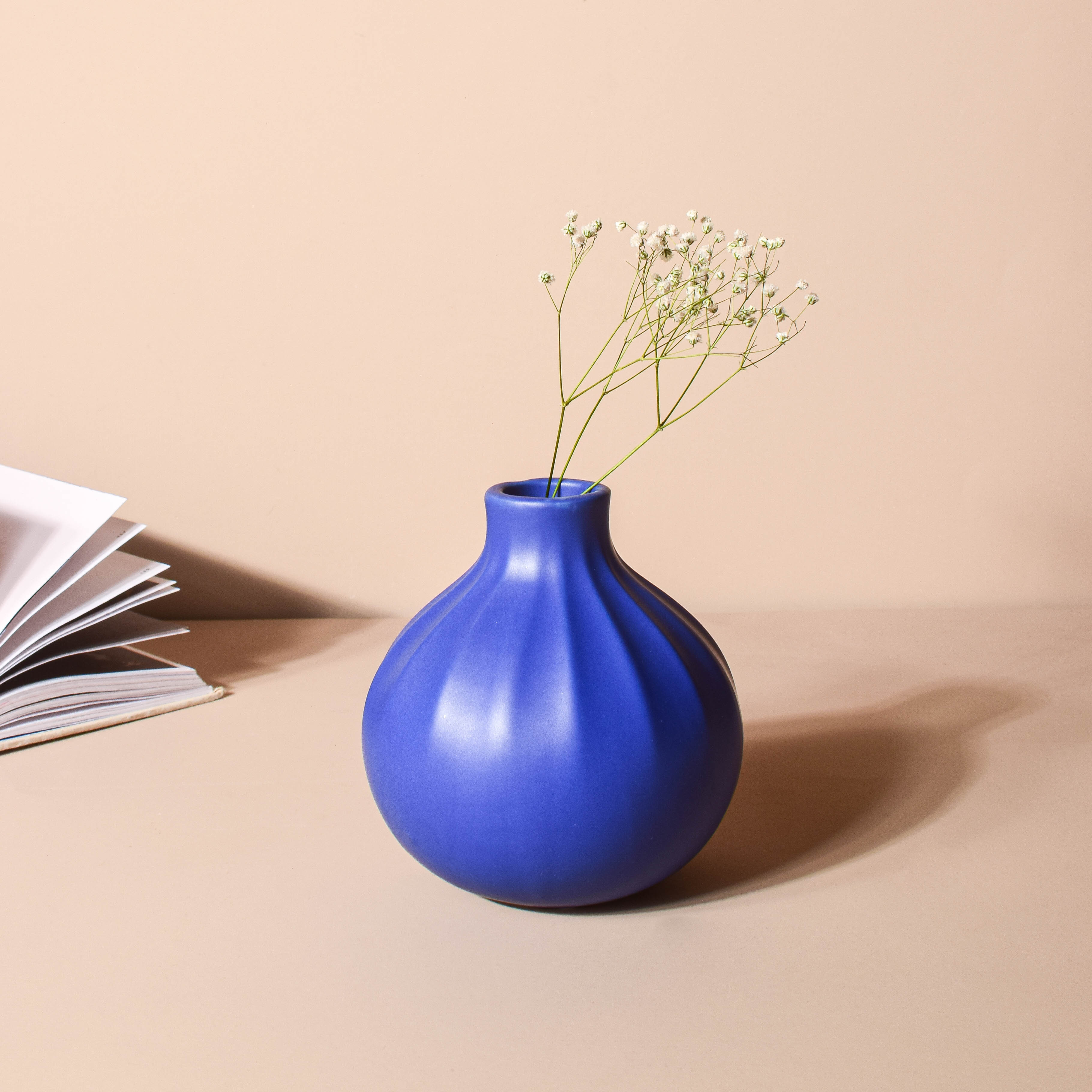 Ribbed Contemporary Vase - Image 6