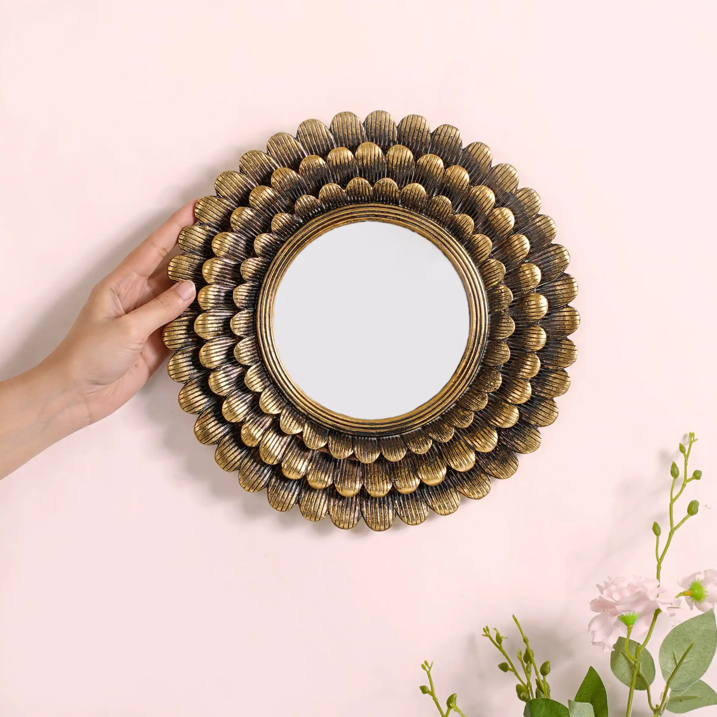 Ring Of Flowers Wall Mirror Decor - Image 2
