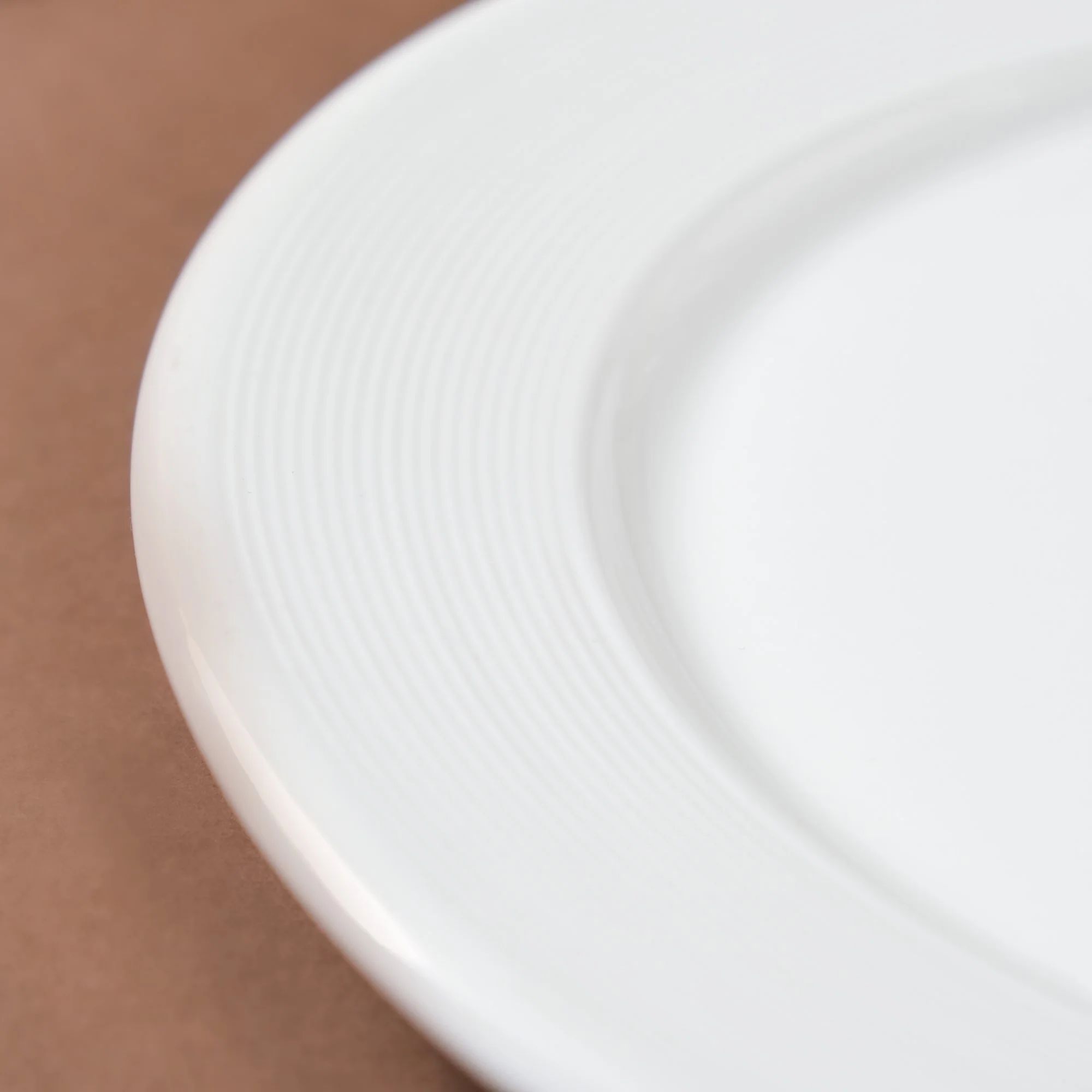 Riona Ceramic Dinner Plate White 12 Inch - Image 5
