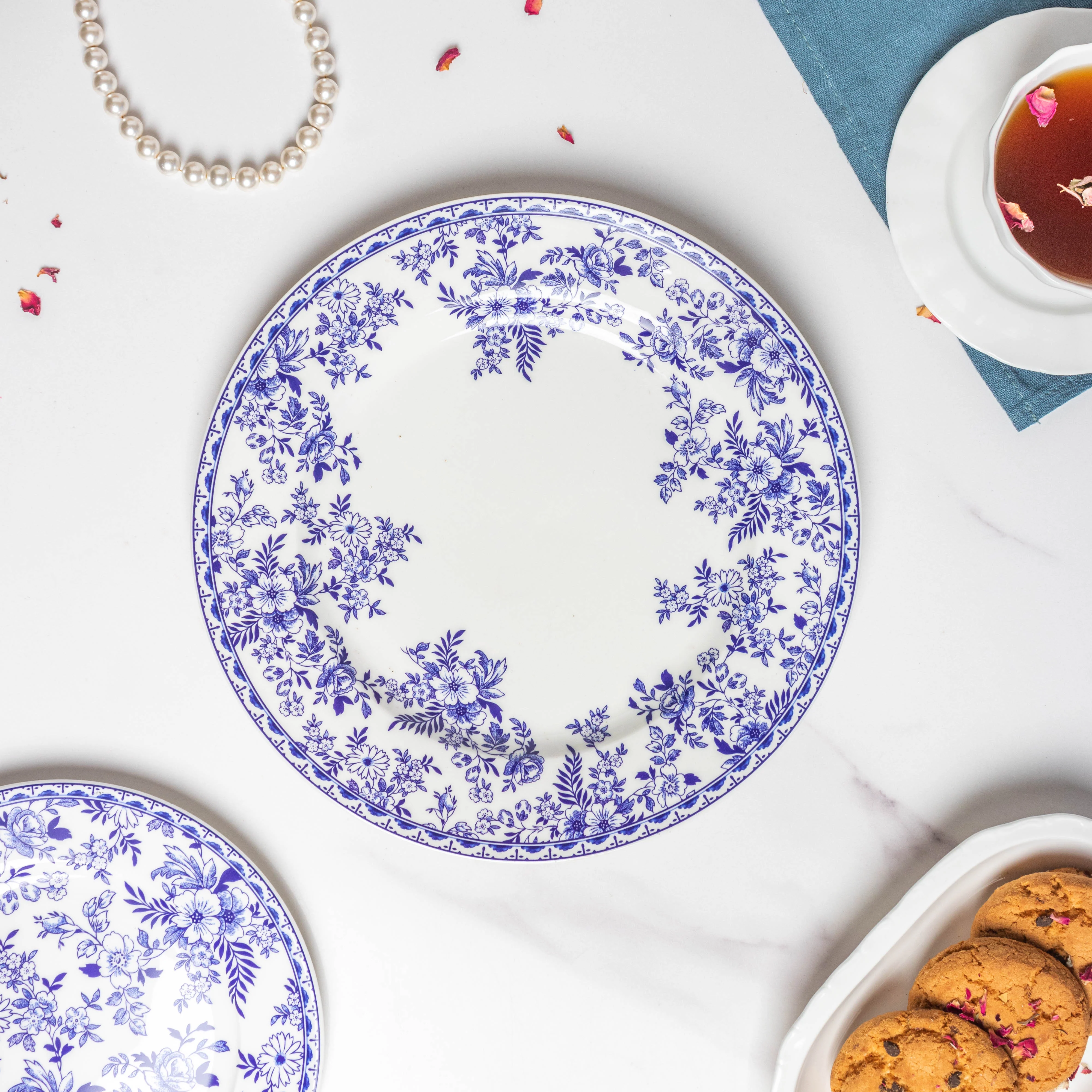 Riona Floral Dinner Plate Blue And White 10 Inch - Image 3