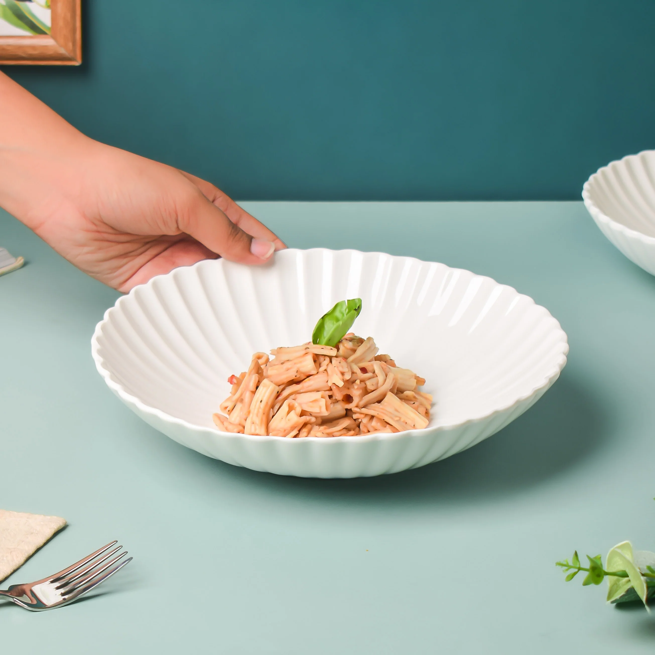 Riona Ribbed Ceramic Pasta Dish White 9 Inch - Image 2