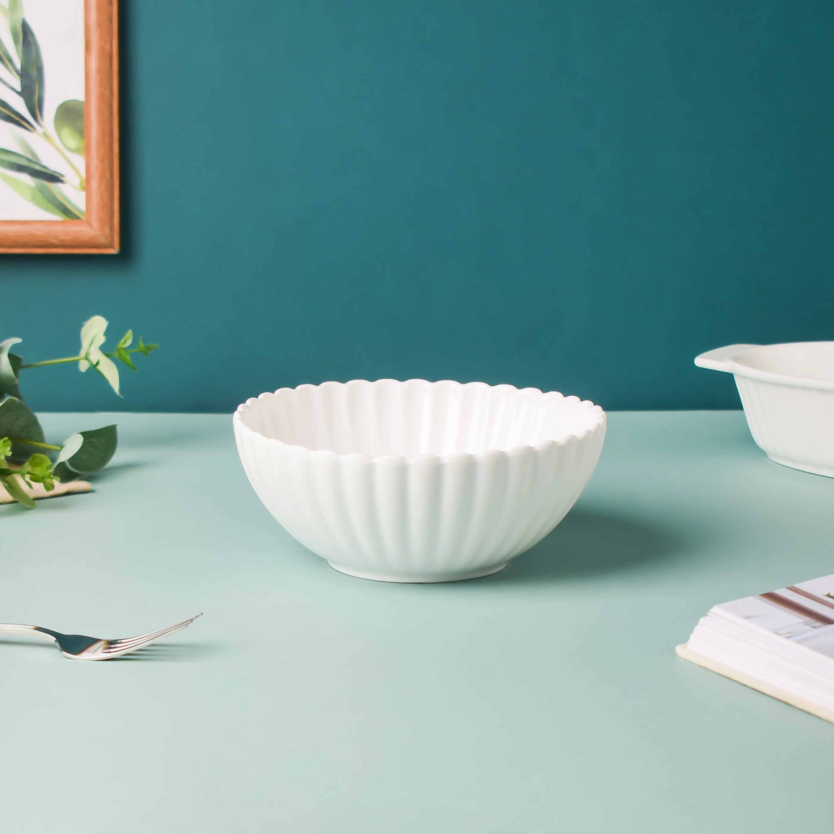 Riona Ribbed Ceramic Salad Bowl White 600ml - Image 3
