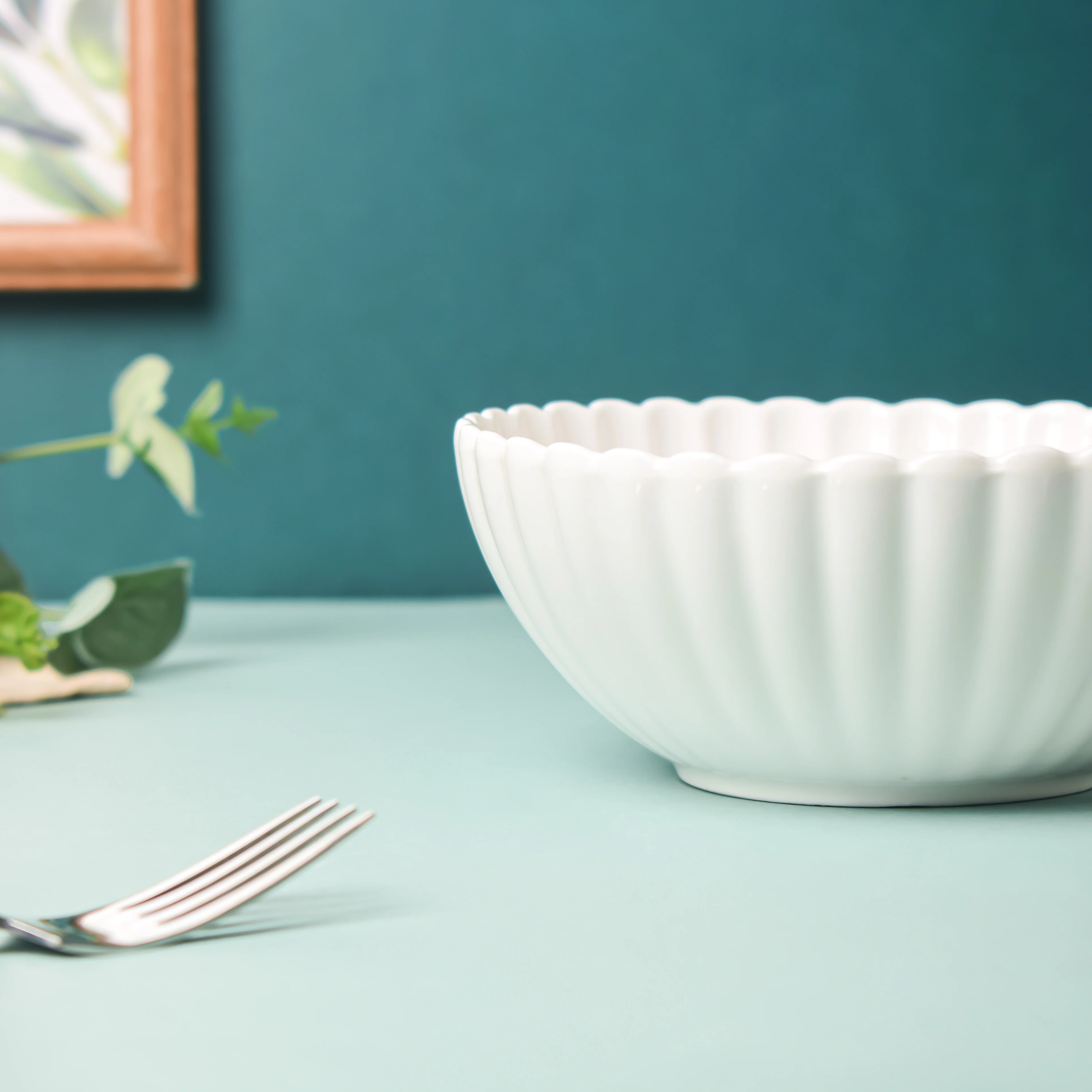 Riona Ribbed Ceramic Salad Bowl White 600ml - Image 5