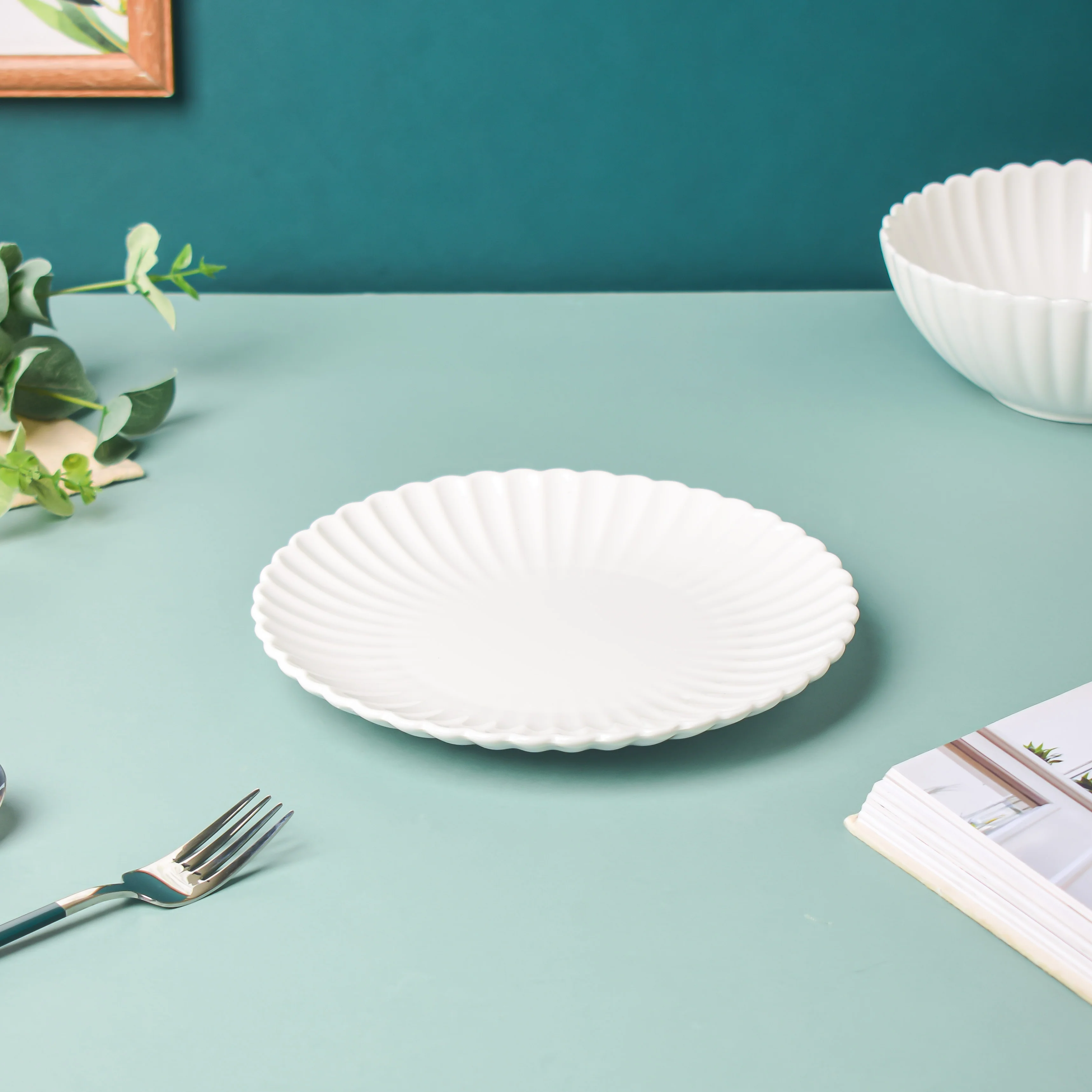 Riona Ribbed Ceramic Snack Plate White 7 Inch - Image 3