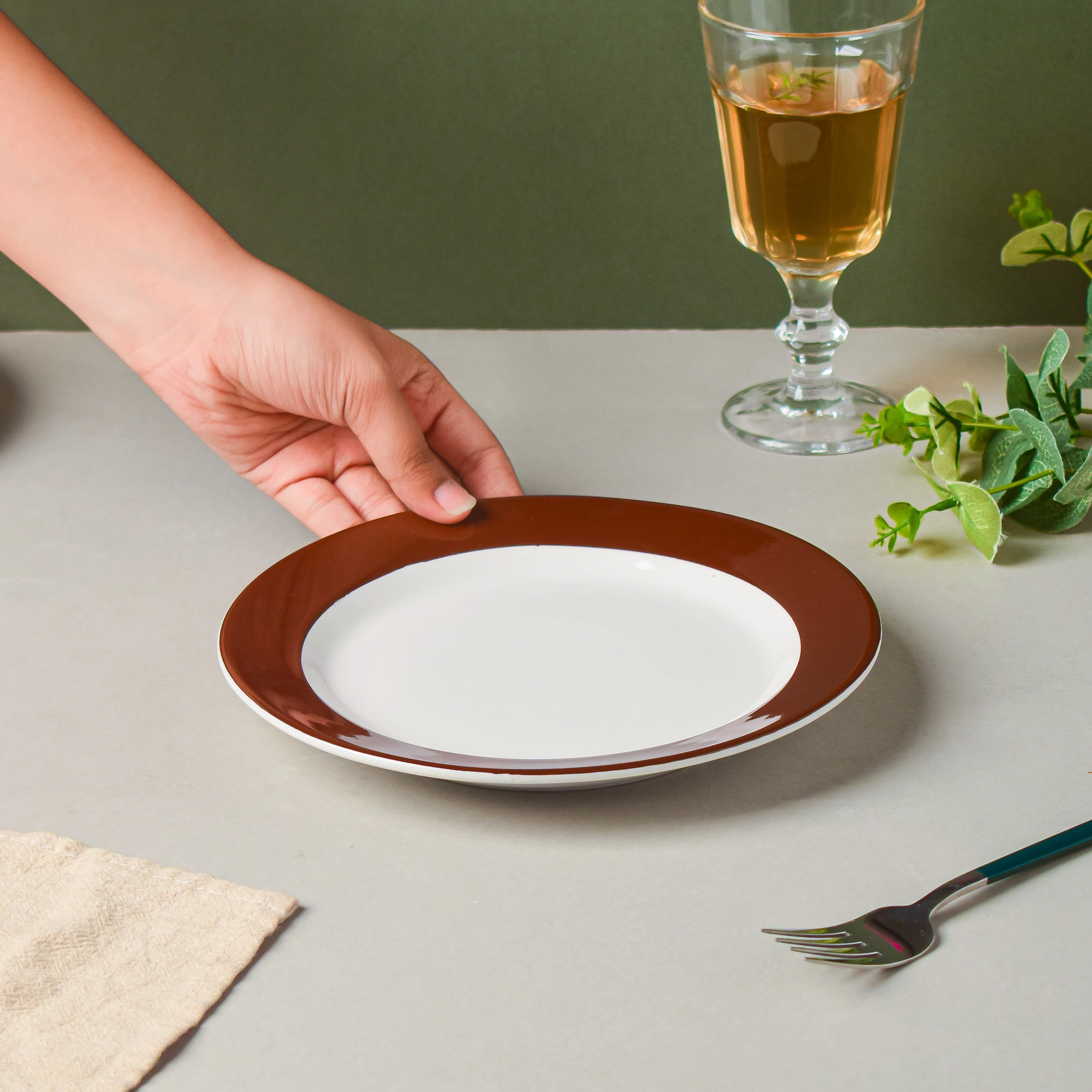 Riona Snack Plate White And Brown 8 Inch - Image 2