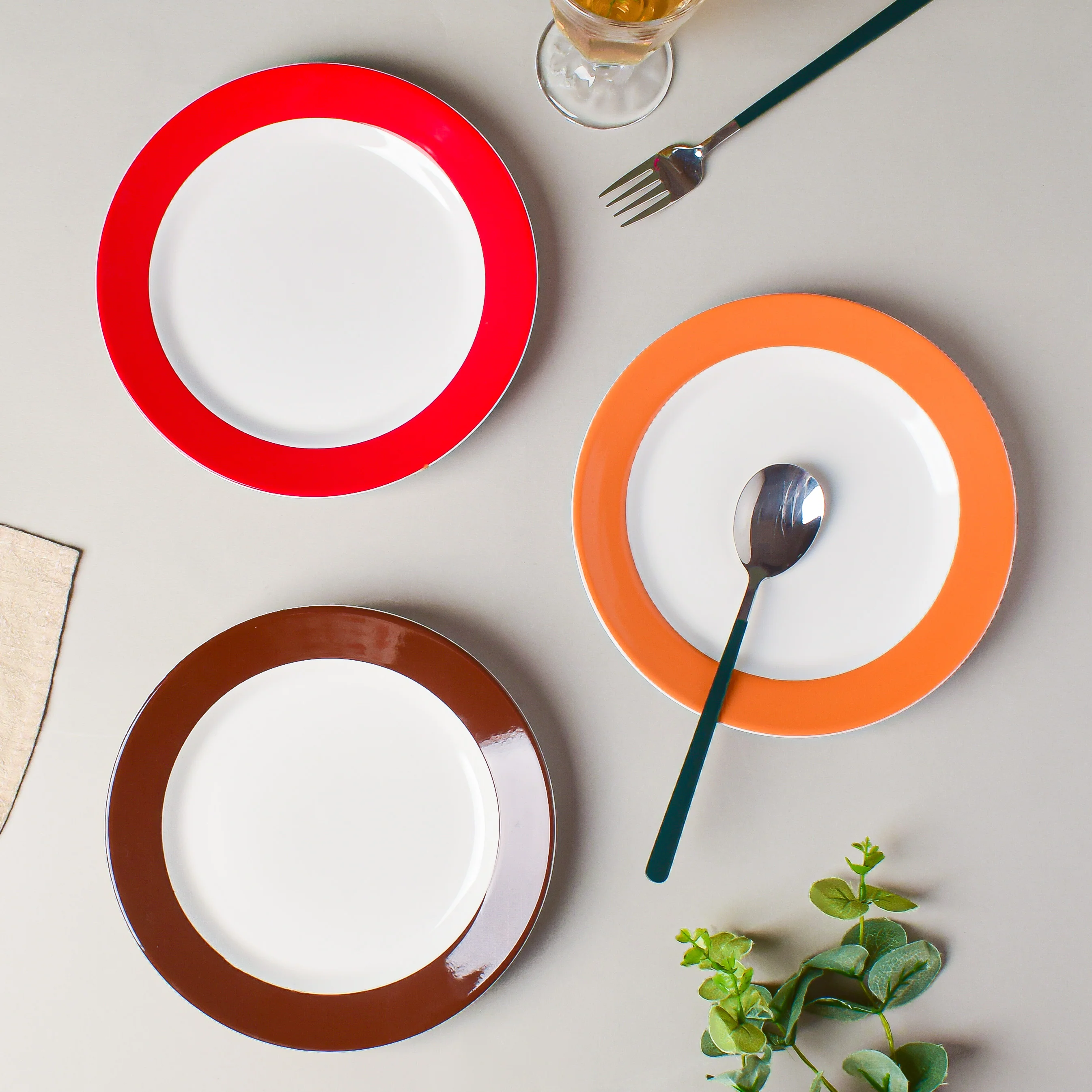 Riona Snack Plate White And Brown 8 Inch - Image 6