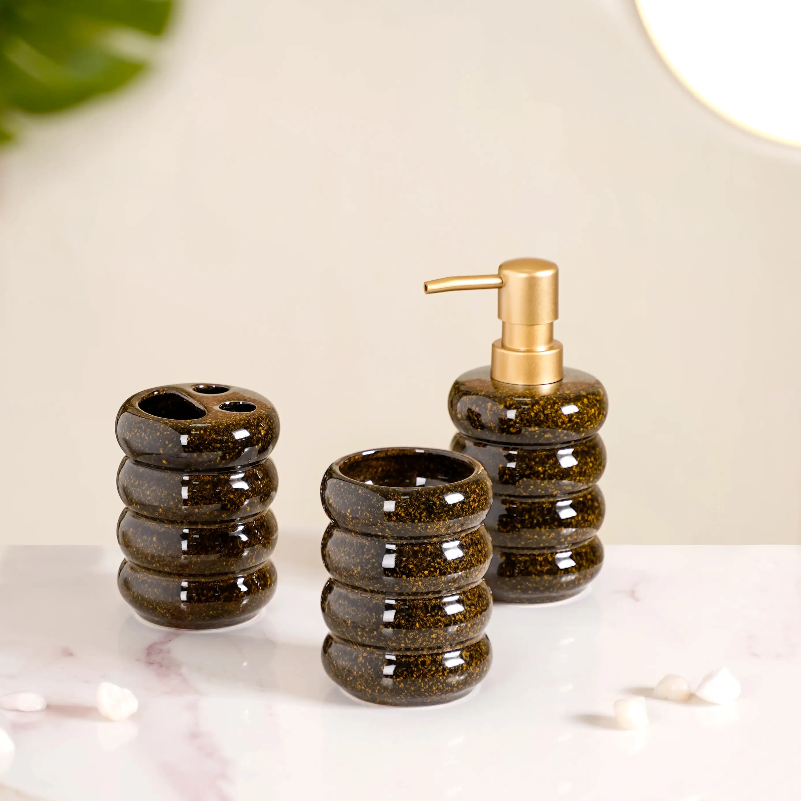 Ripple Bathroom Accessories Set Of 3 - Image 3